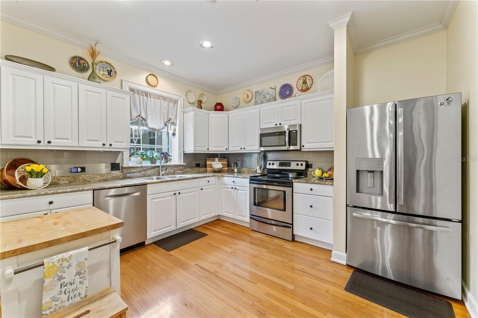 Image 15 of 42 For 3011 Mason Street B