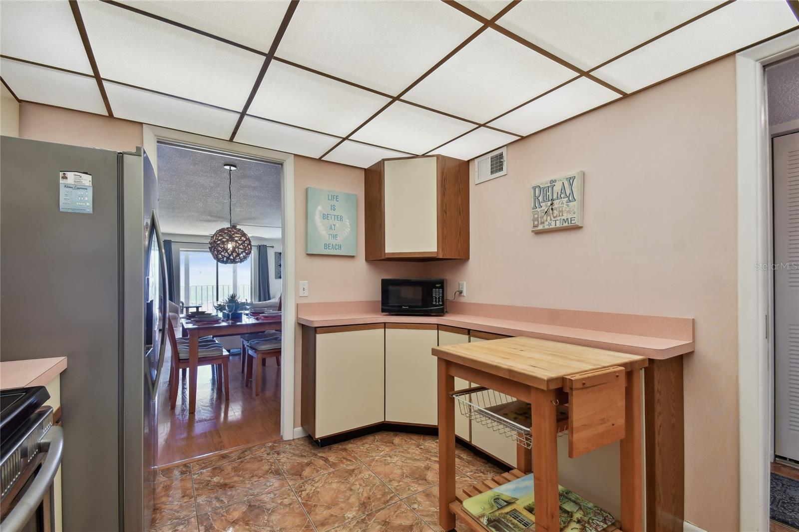 Image 13 of 58 For 11000 Gulf Boulevard 703