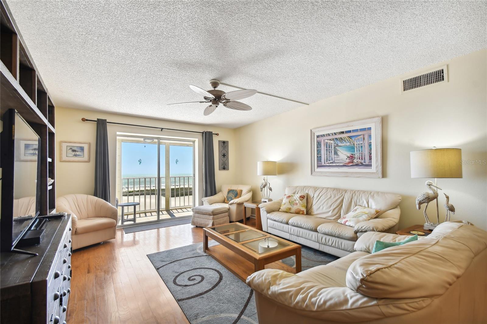 Image 18 of 58 For 11000 Gulf Boulevard 703
