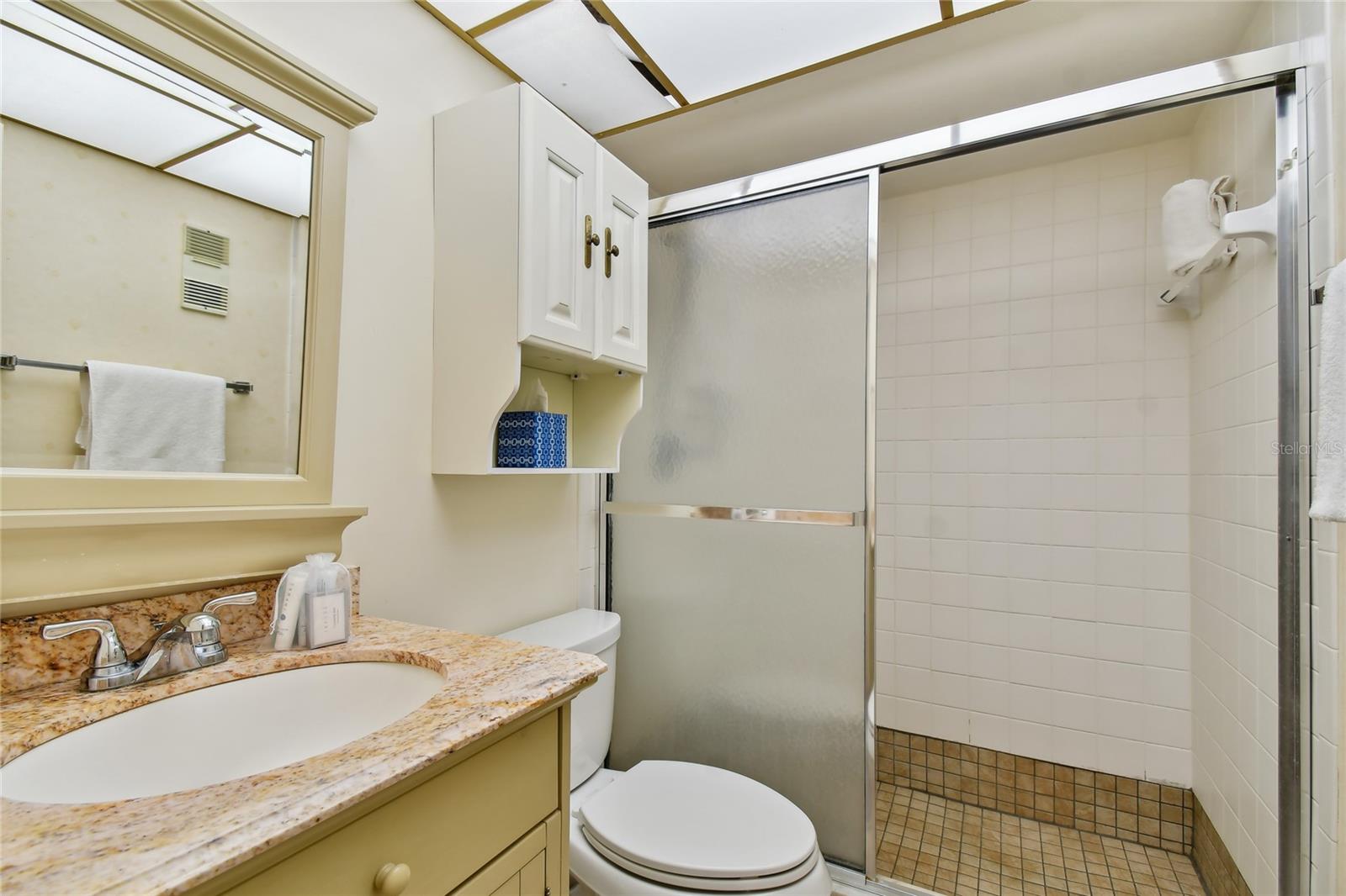 Image 24 of 58 For 11000 Gulf Boulevard 703