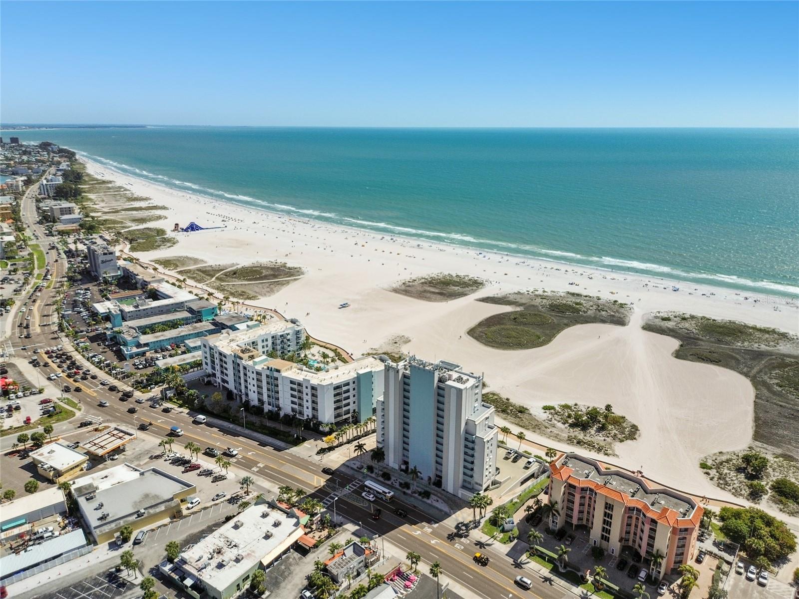 Image 3 of 58 For 11000 Gulf Boulevard 703