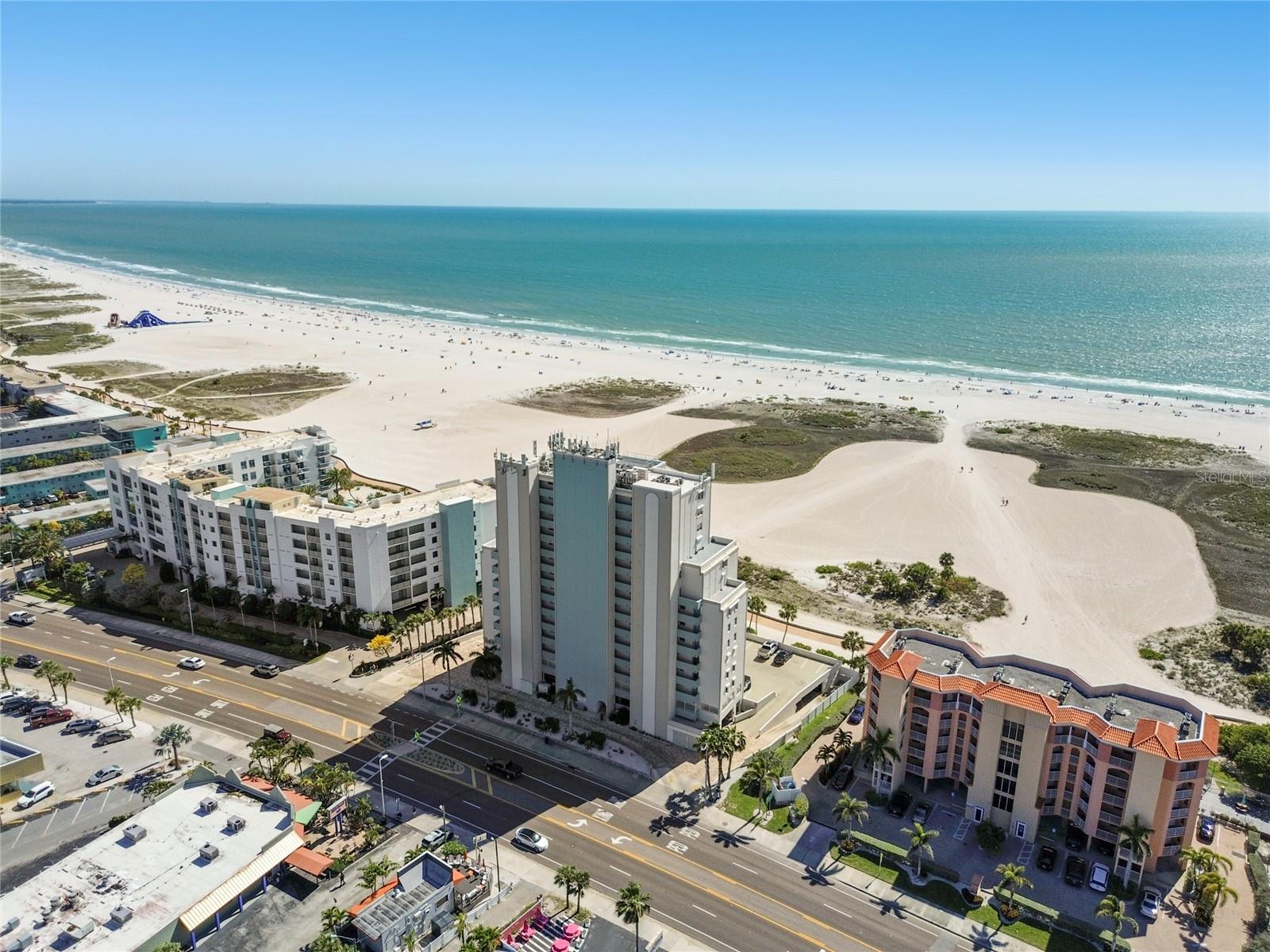 Image 46 of 58 For 11000 Gulf Boulevard 703