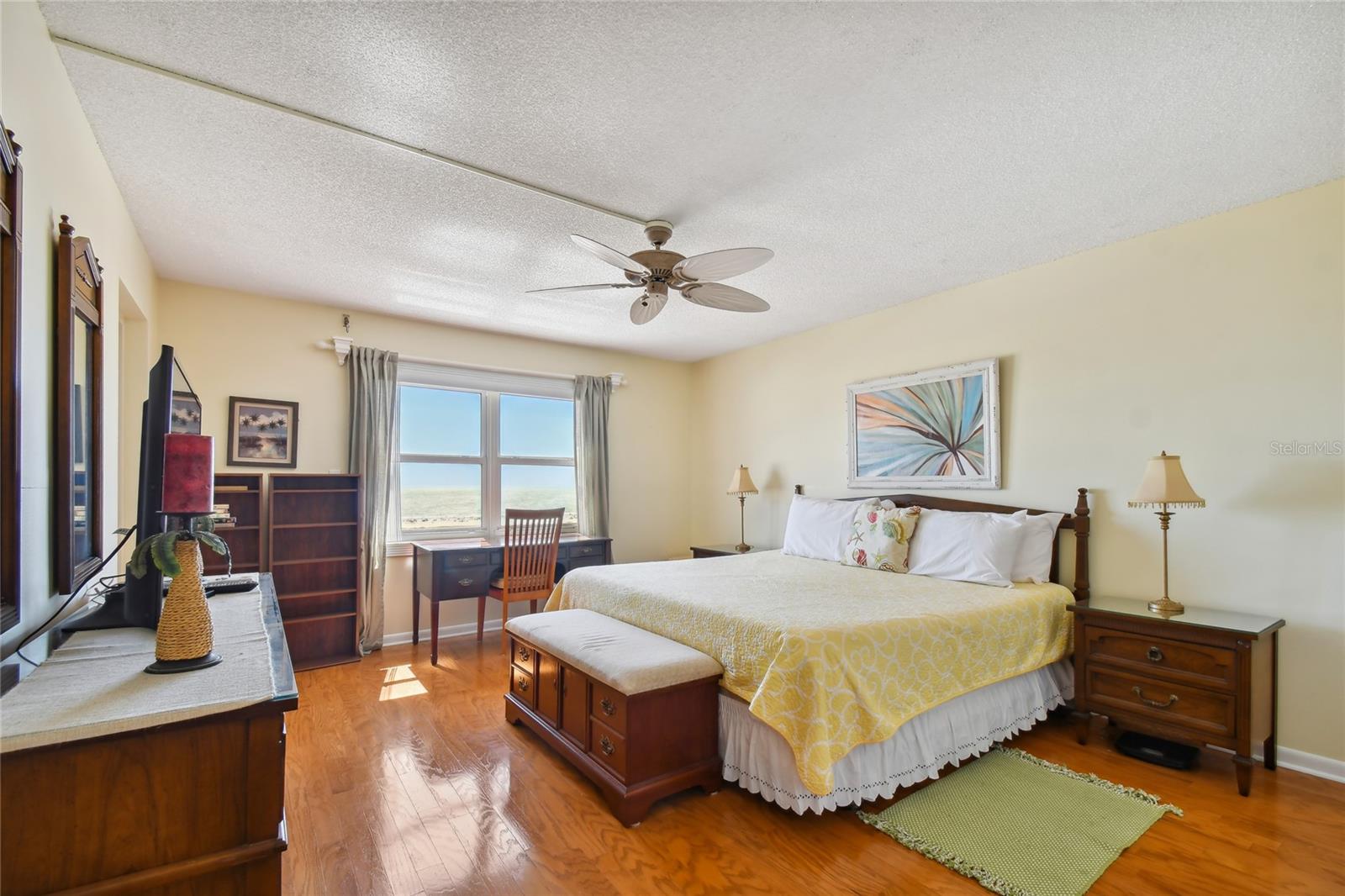 Image 7 of 58 For 11000 Gulf Boulevard 703