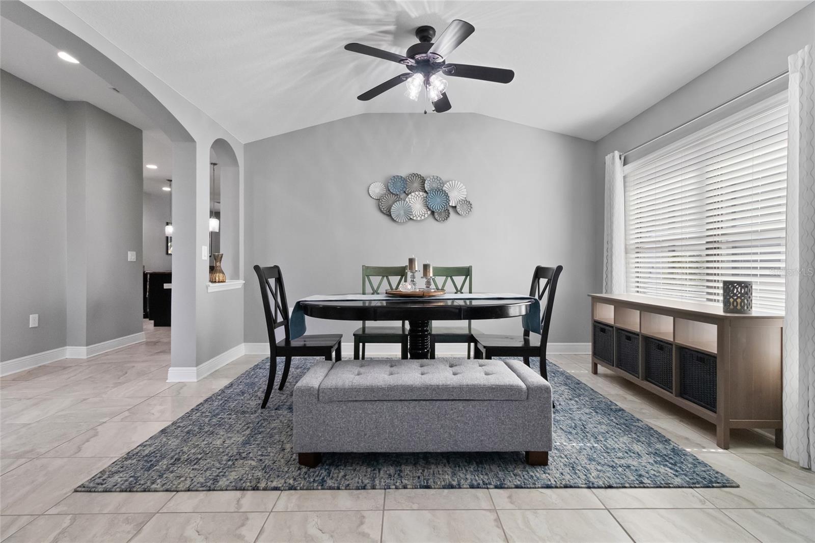 Image 11 of 52 For 12729 Flatwood Creek Drive