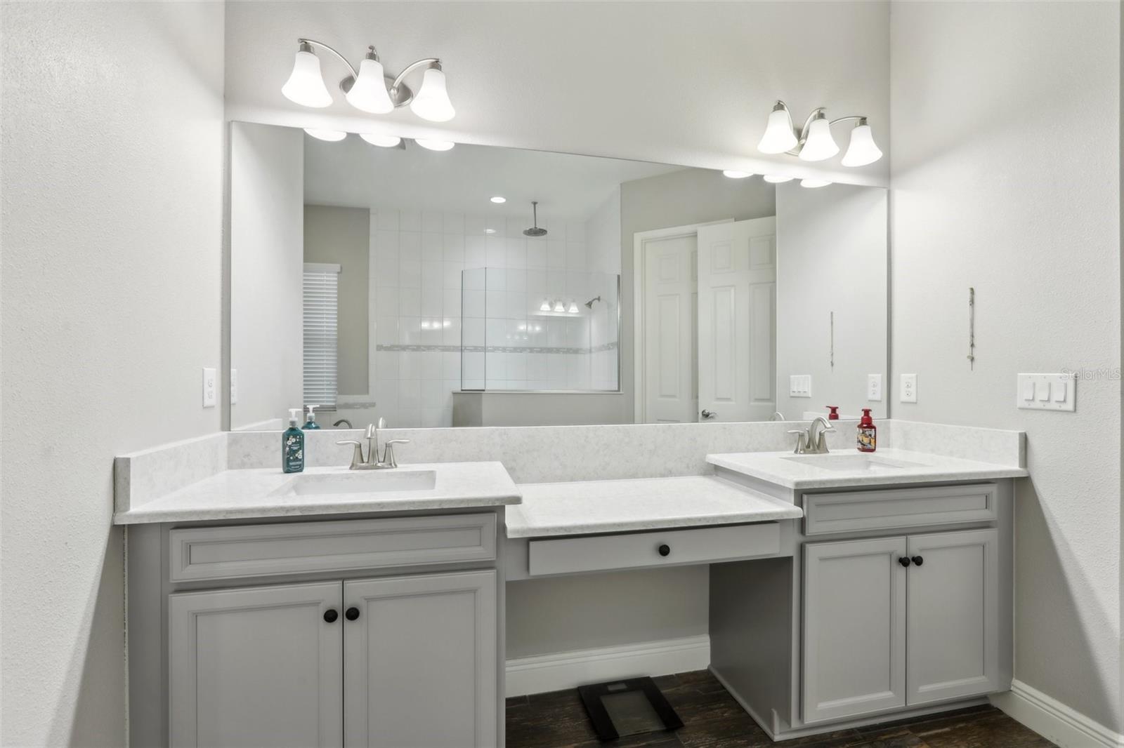 Image 21 of 50 For 808 Vittorio Place