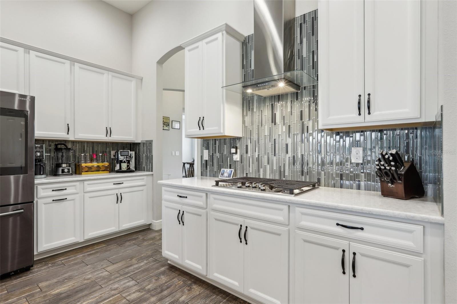 Image 42 of 50 For 808 Vittorio Place