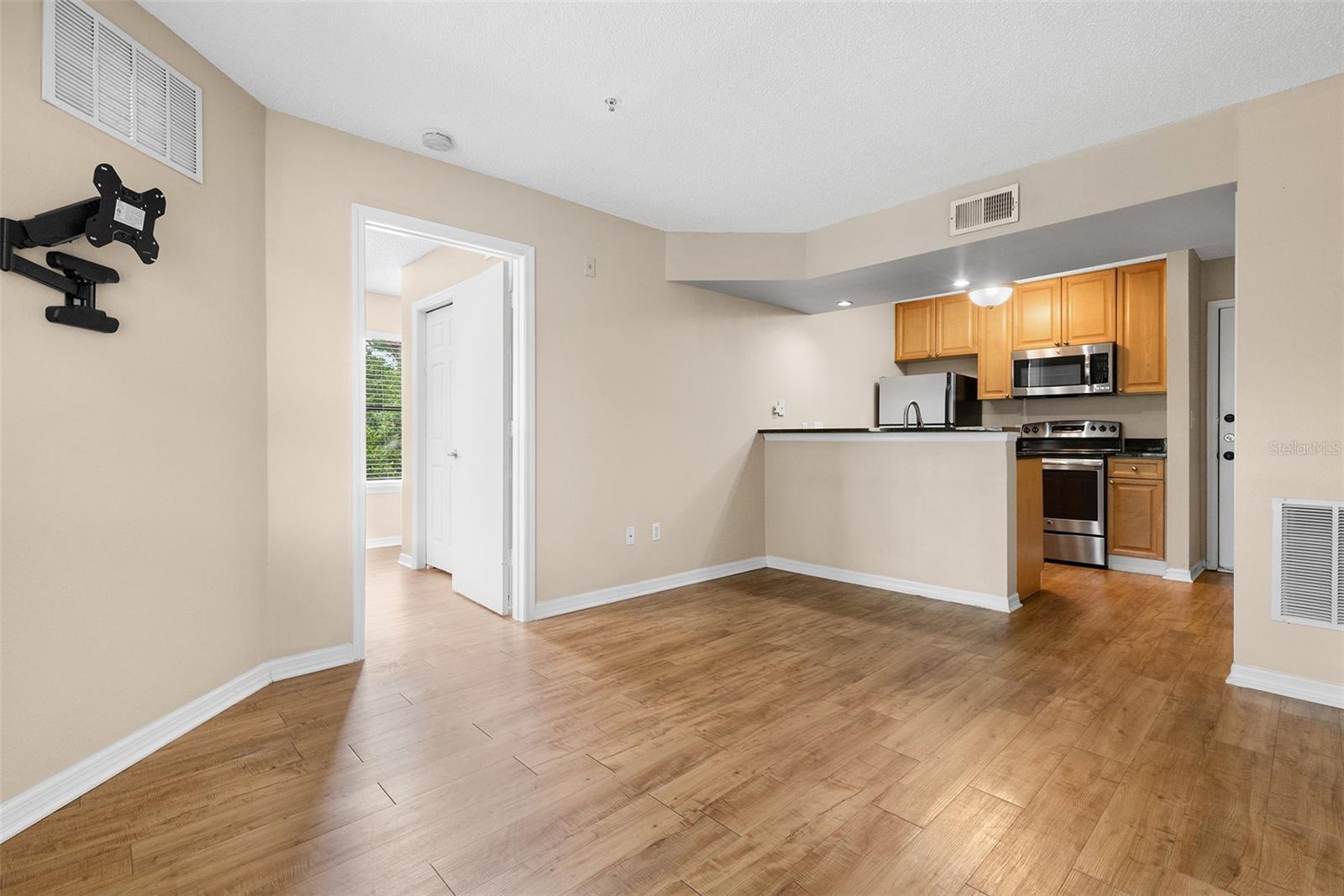 Image 13 of 32 For 11901 4th Street N 11109