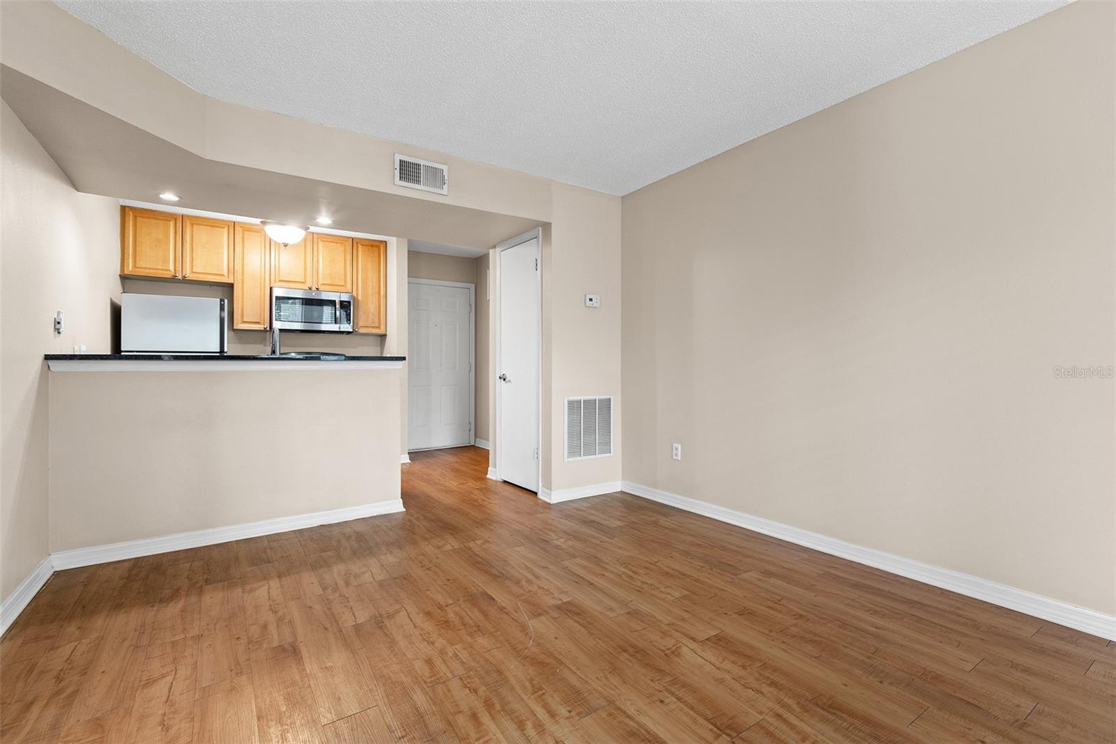 Image 15 of 32 For 11901 4th Street N 11109
