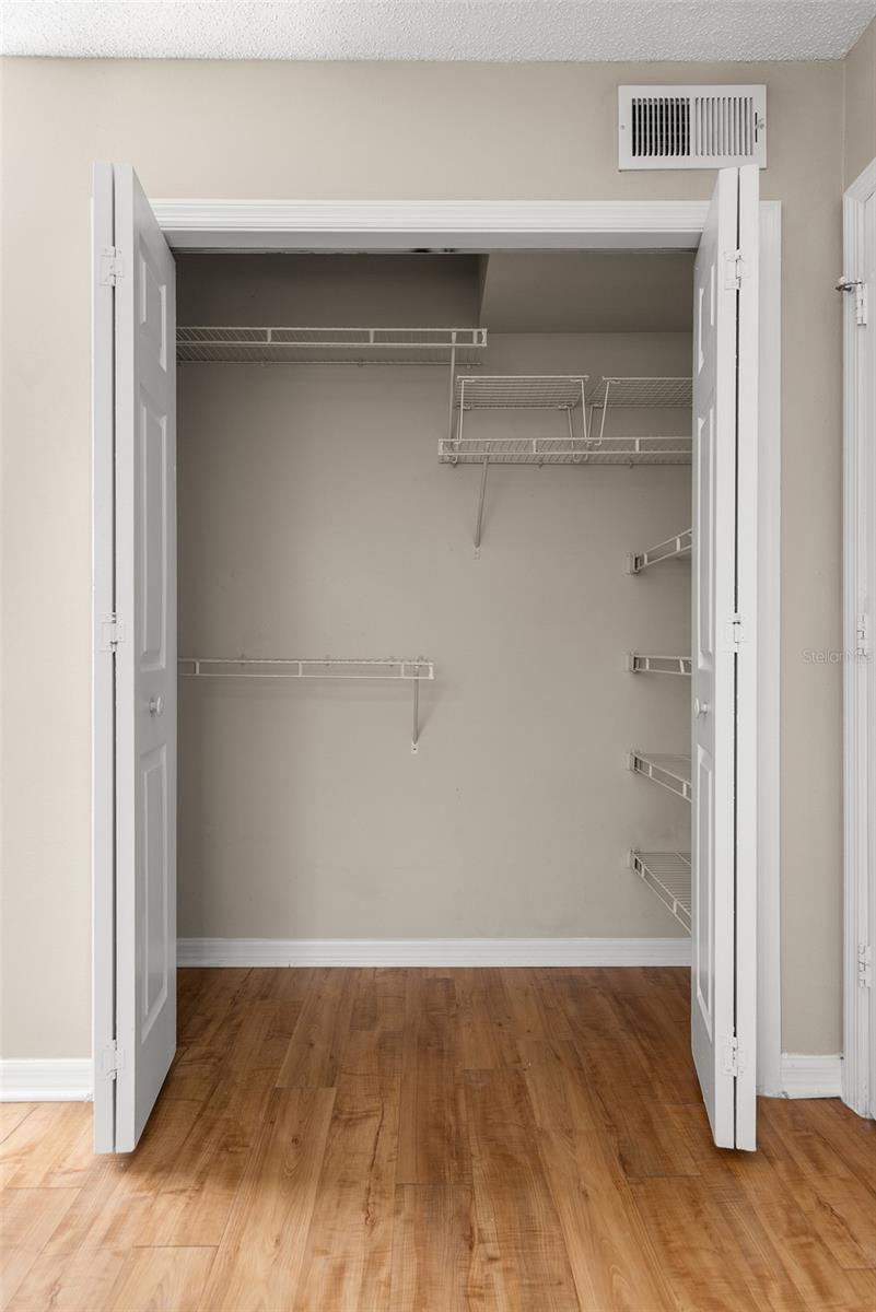 Image 23 of 32 For 11901 4th Street N 11109