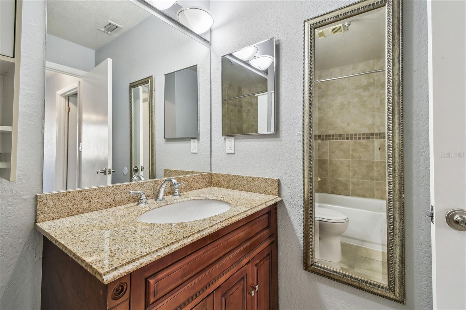 Image 20 of 36 For 10263 Gandy Boulevard N 2014