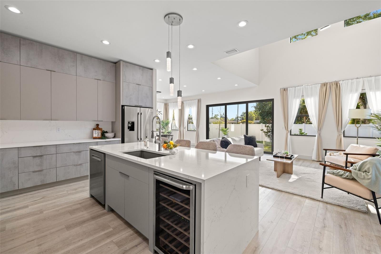 Image 4 of 50 For 1625 55th Street S