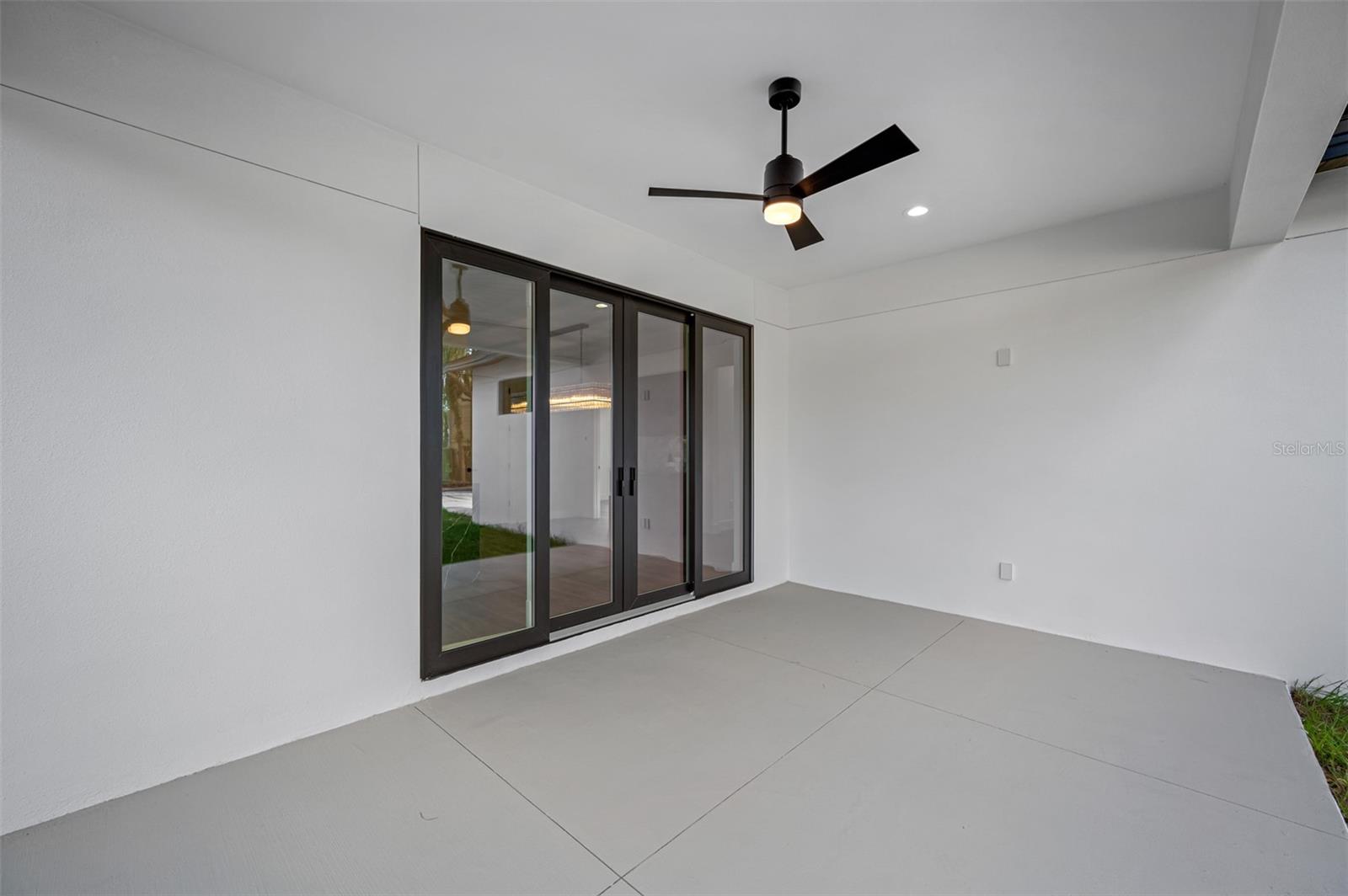 Image 14 of 14 For 2560 4th Avenue S