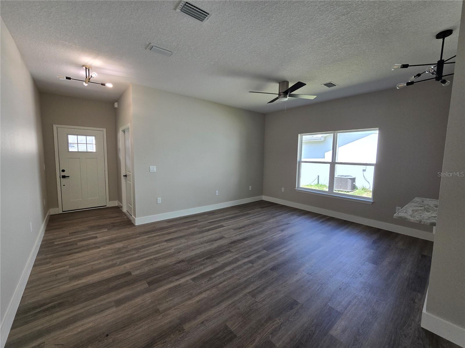 Image 6 of 20 For 7435 Mead Drive