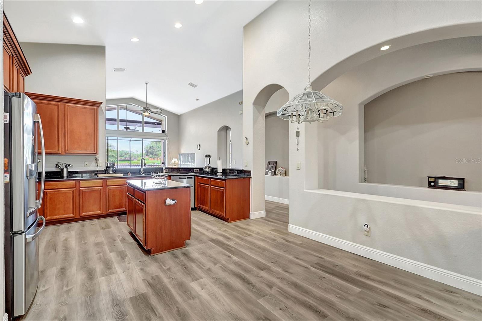 Image 10 of 72 For 10734 Banfield Drive
