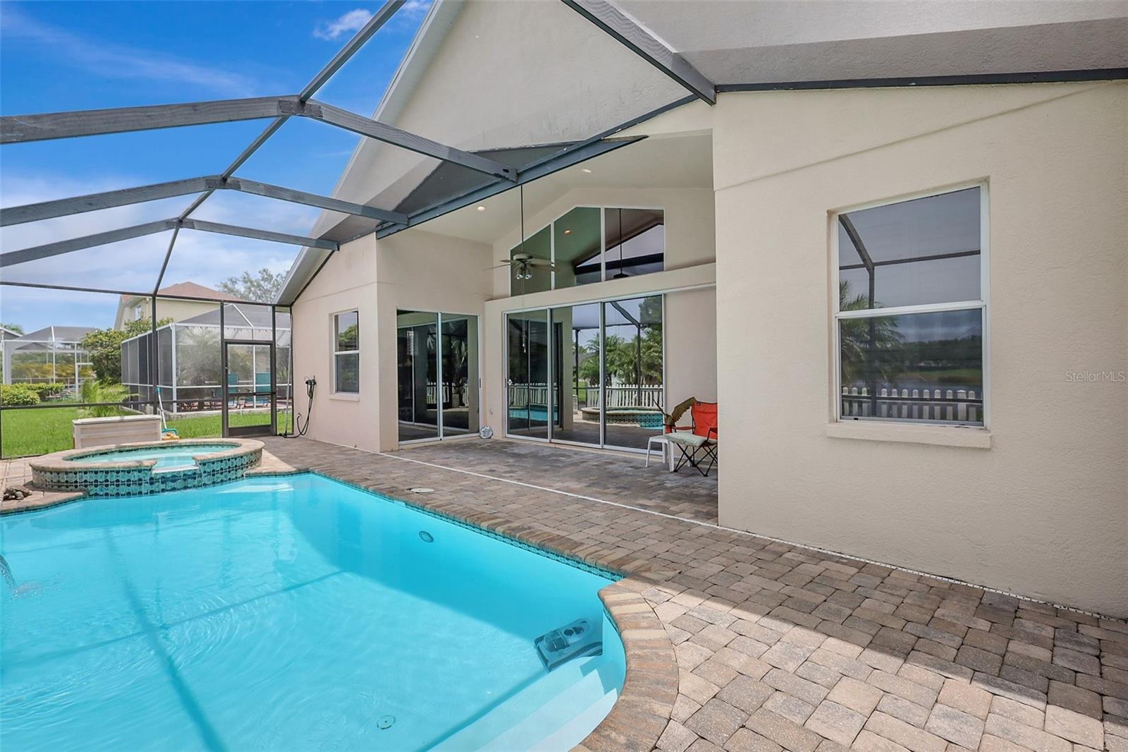 Image 52 of 72 For 10734 Banfield Drive