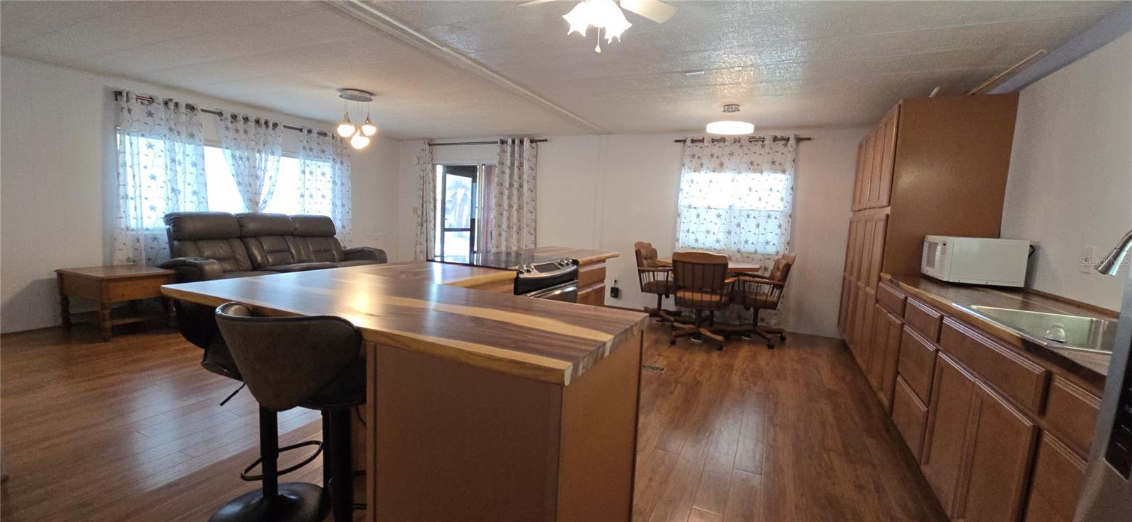 Image 6 of 52 For 2021 Speck Drive