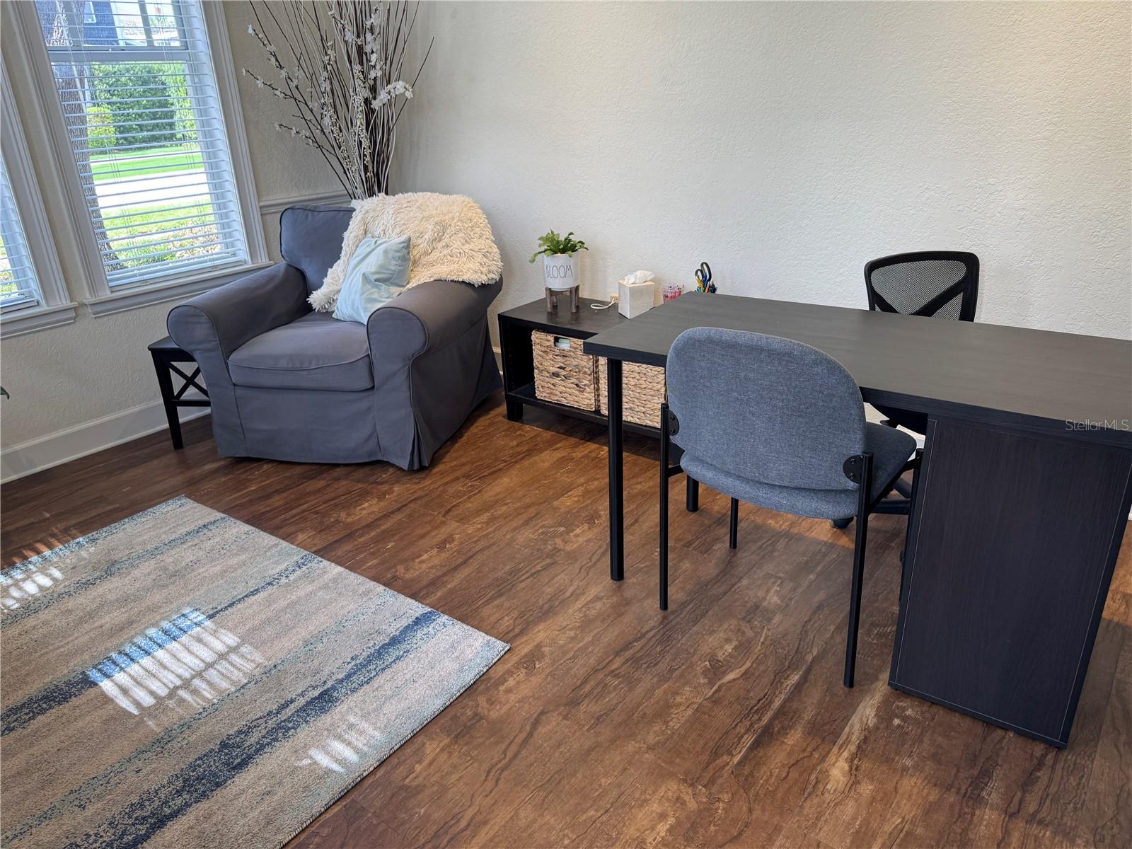 Image 24 of 36 For 611 Bay Street