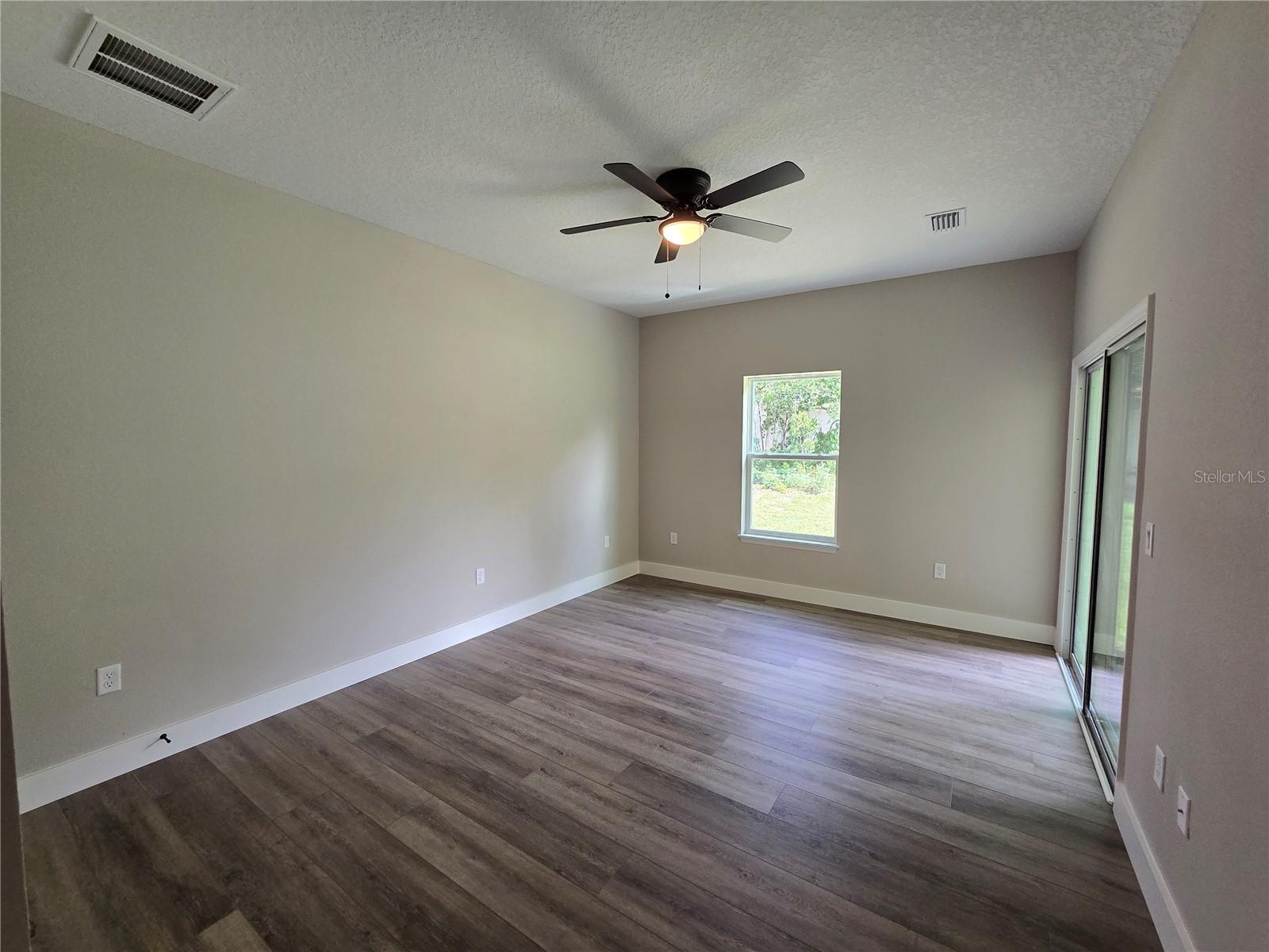 Image 12 of 17 For 7495 Canterbury Street