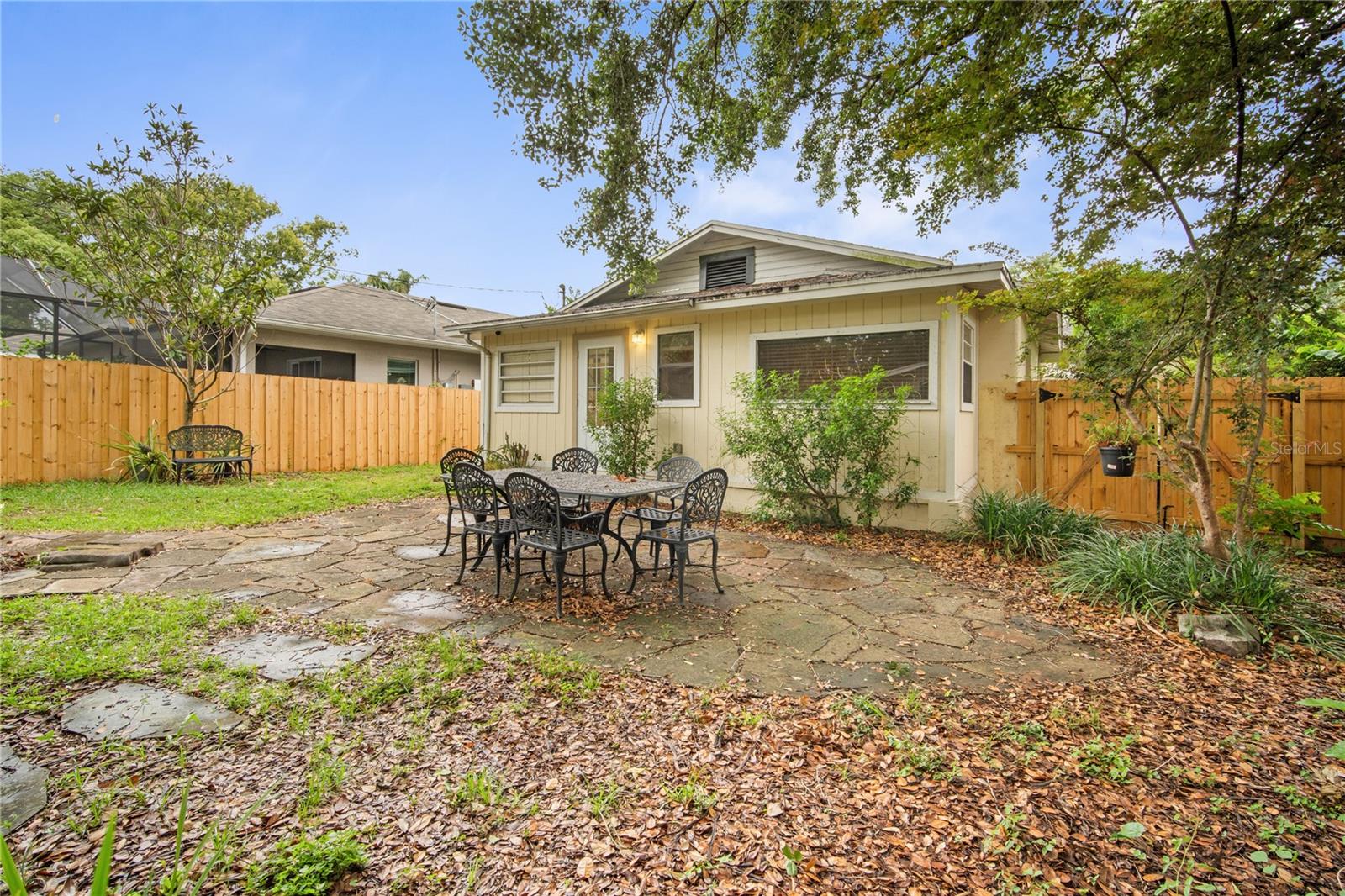 Image 19 of 21 For 1509 Hillside Drive