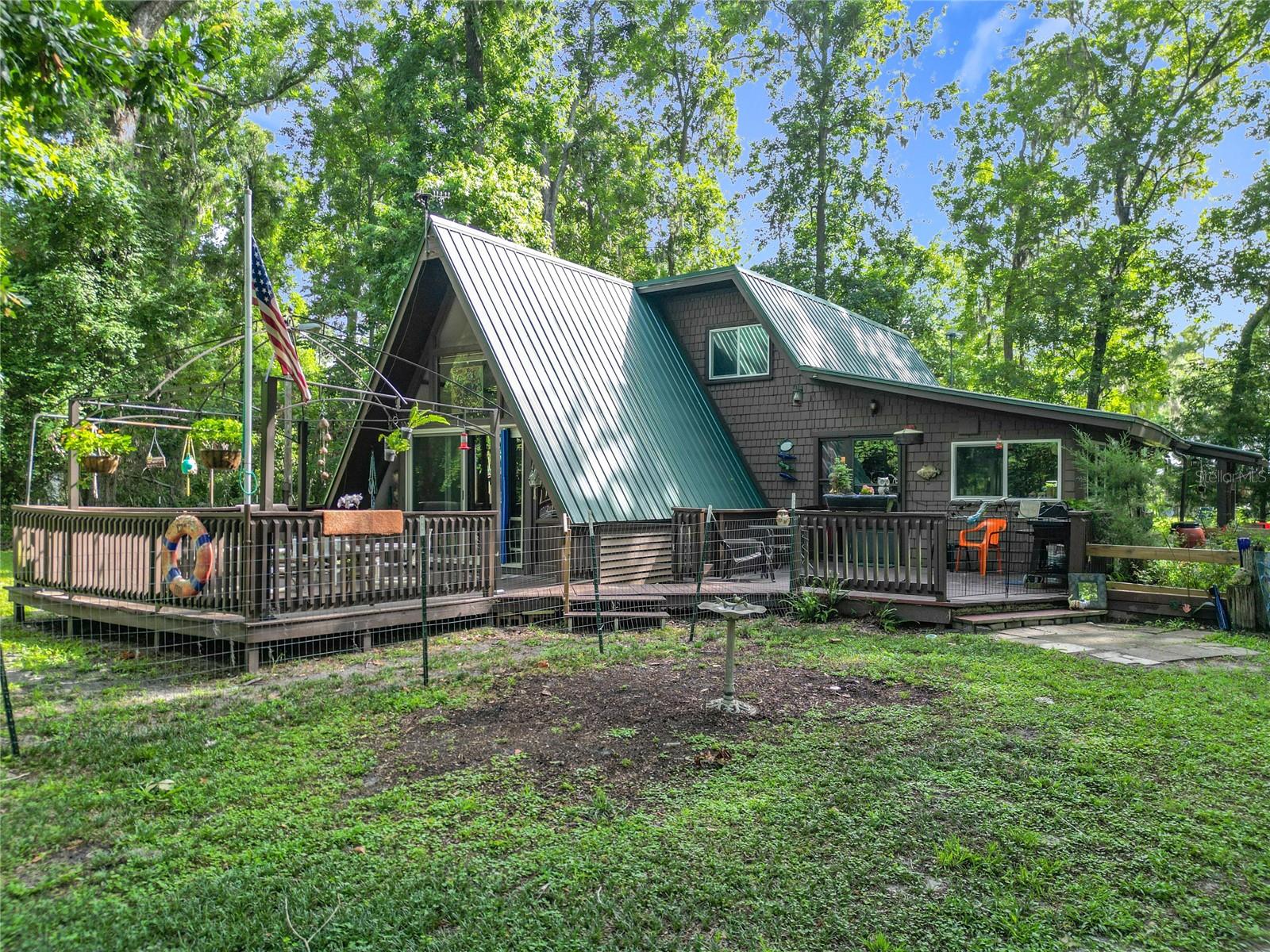Details for 9240 Carolina Way, FANNING SPRINGS, FL 32693