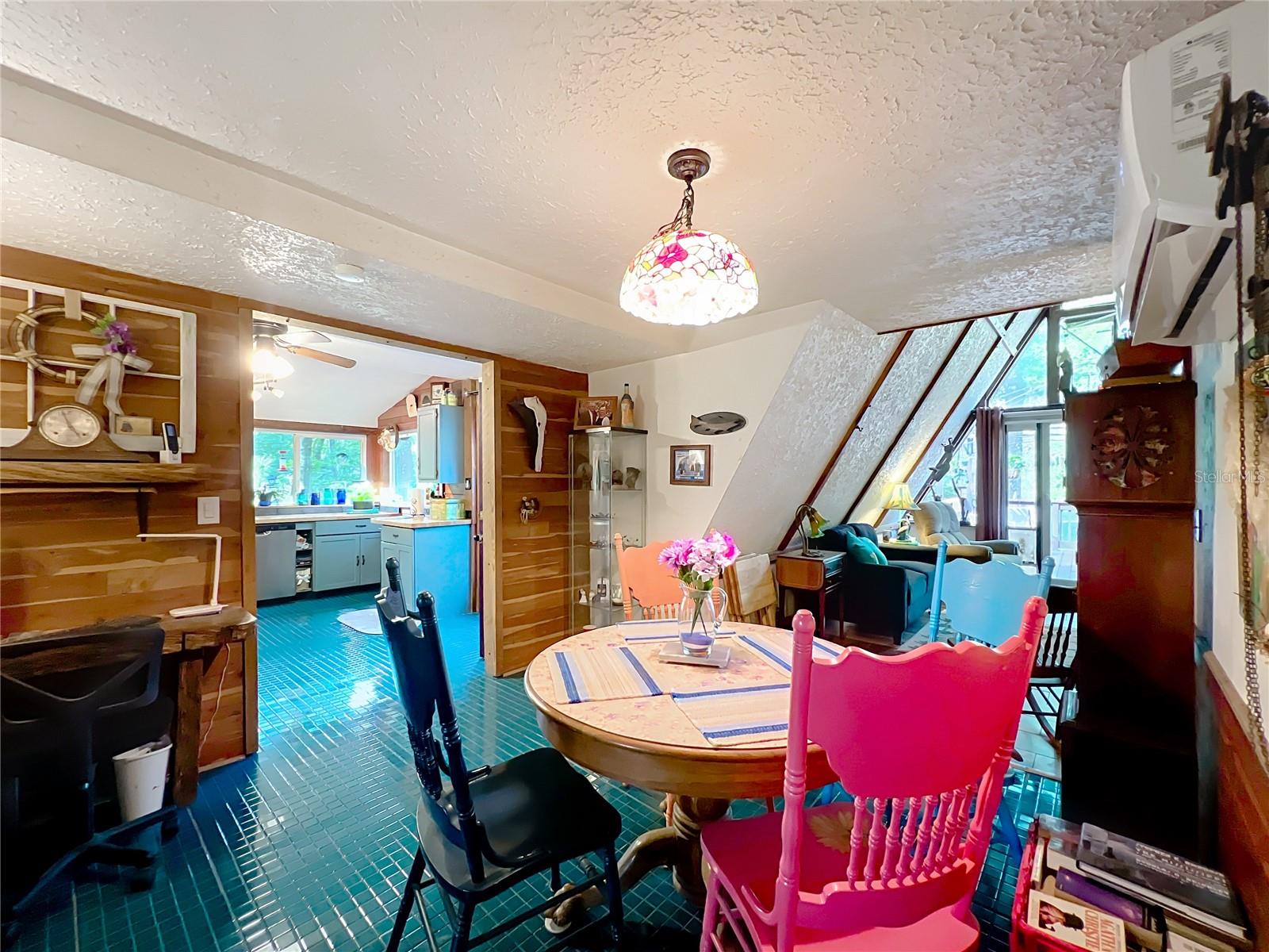 Image 21 of 62 For 9240 Carolina Way