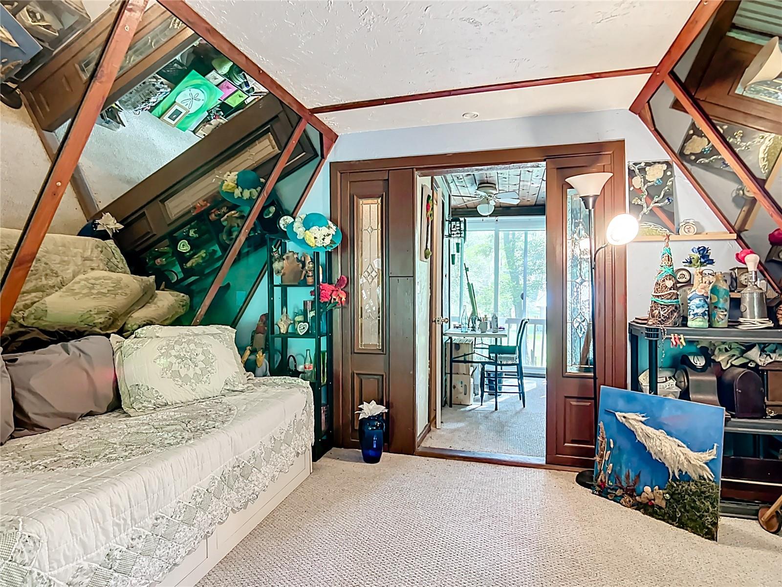 Image 31 of 62 For 9240 Carolina Way
