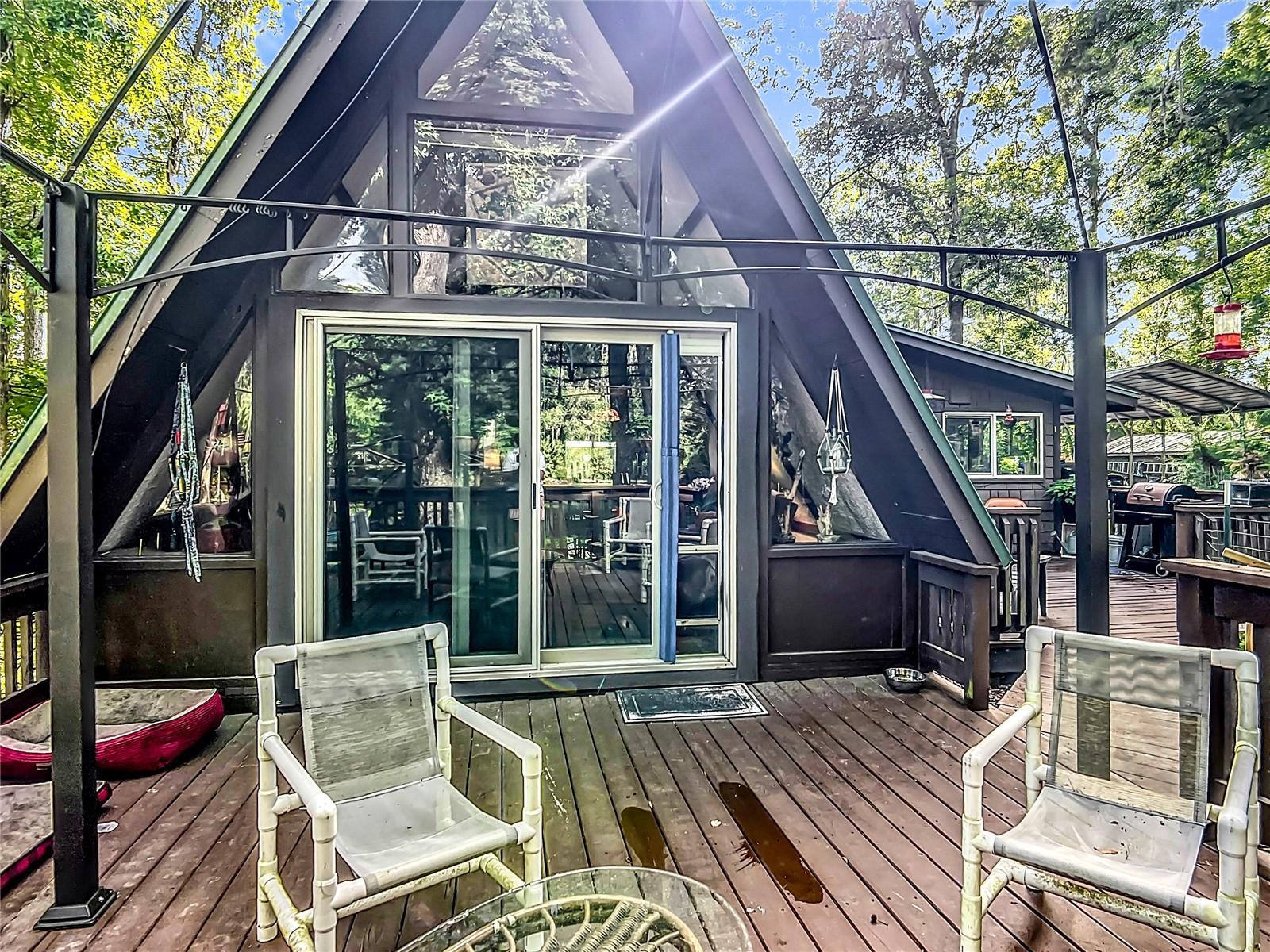 Image 6 of 62 For 9240 Carolina Way
