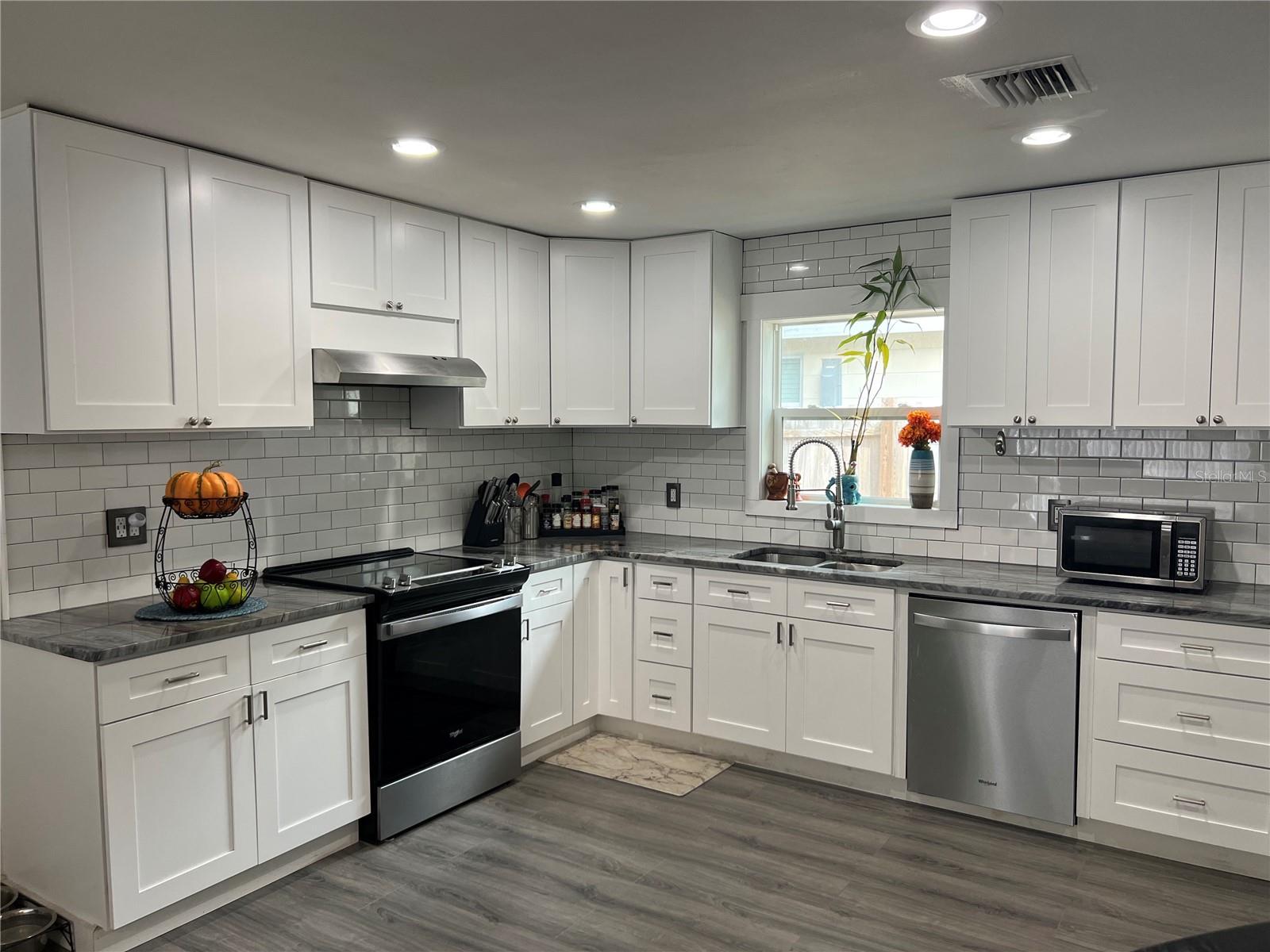 Image 8 of 20 For 2175 43rd Avenue N