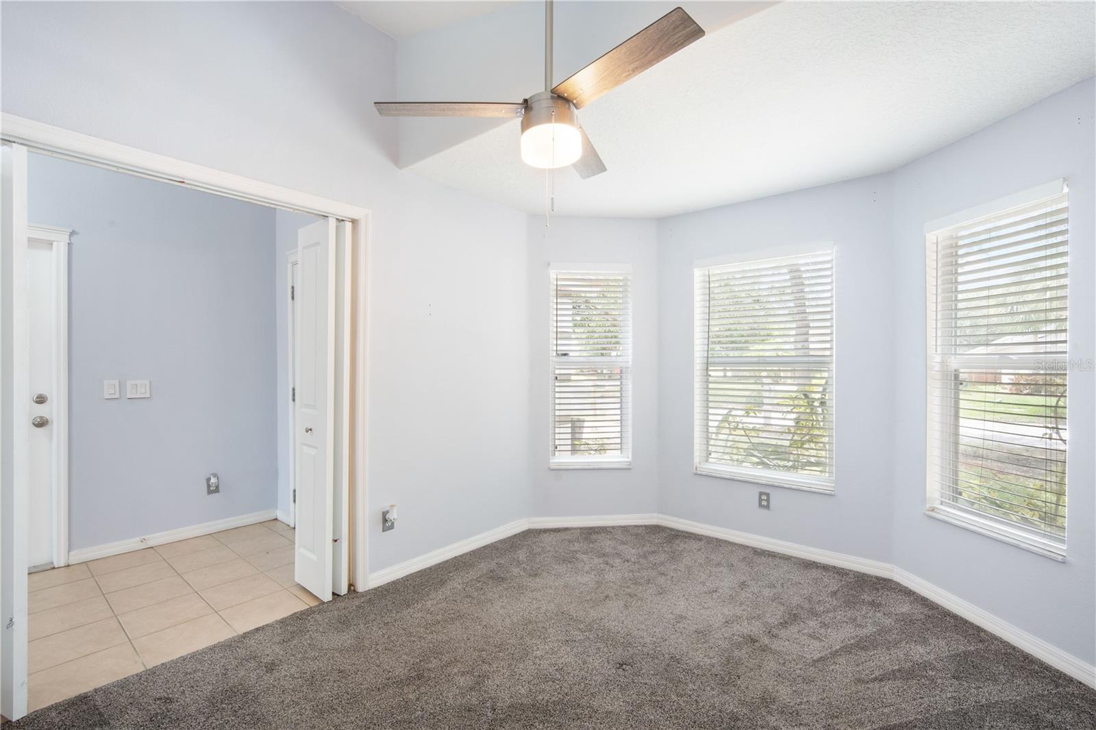 Image 6 of 20 For 6917 Exeter Park Place