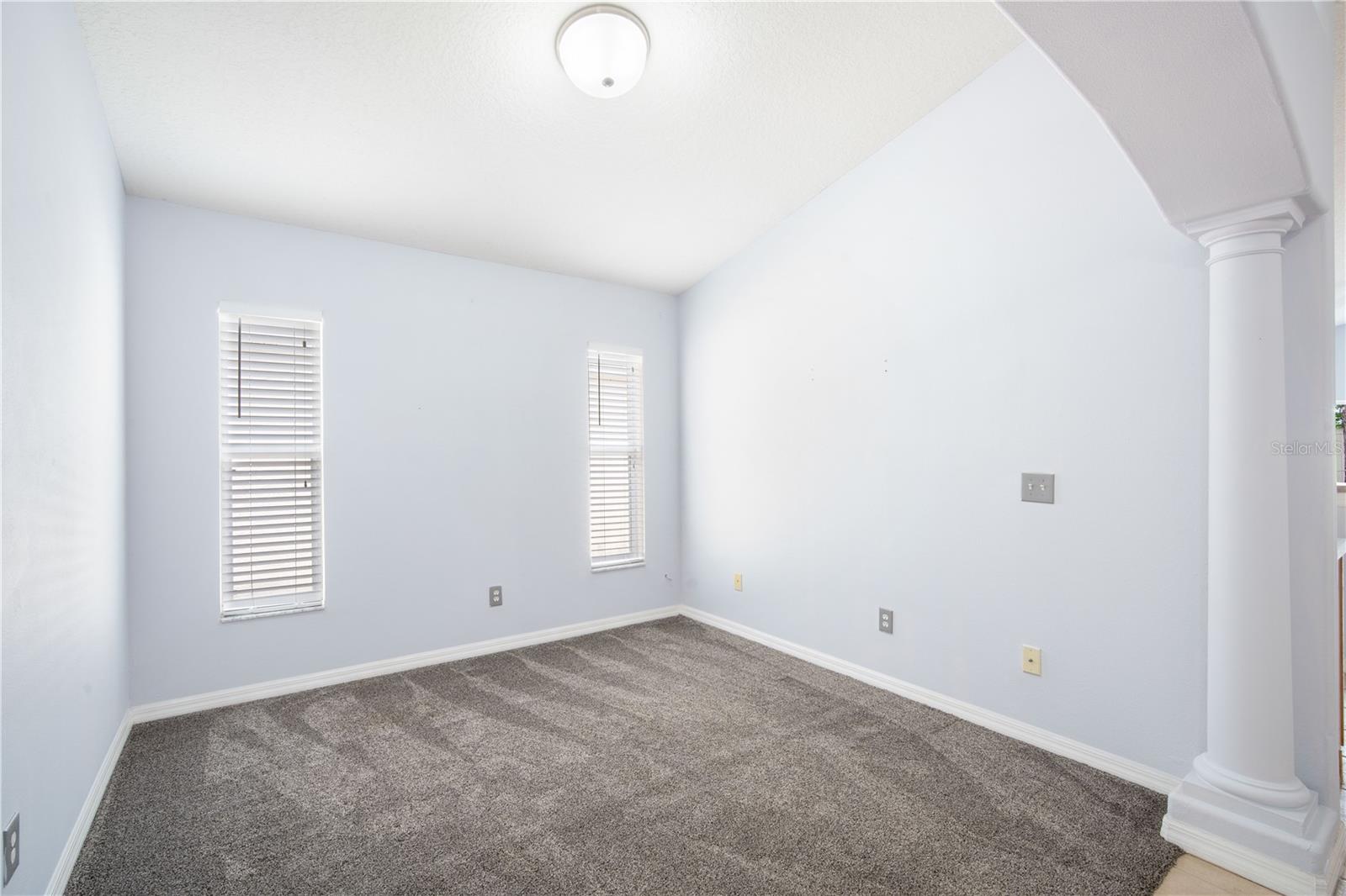 Image 7 of 20 For 6917 Exeter Park Place