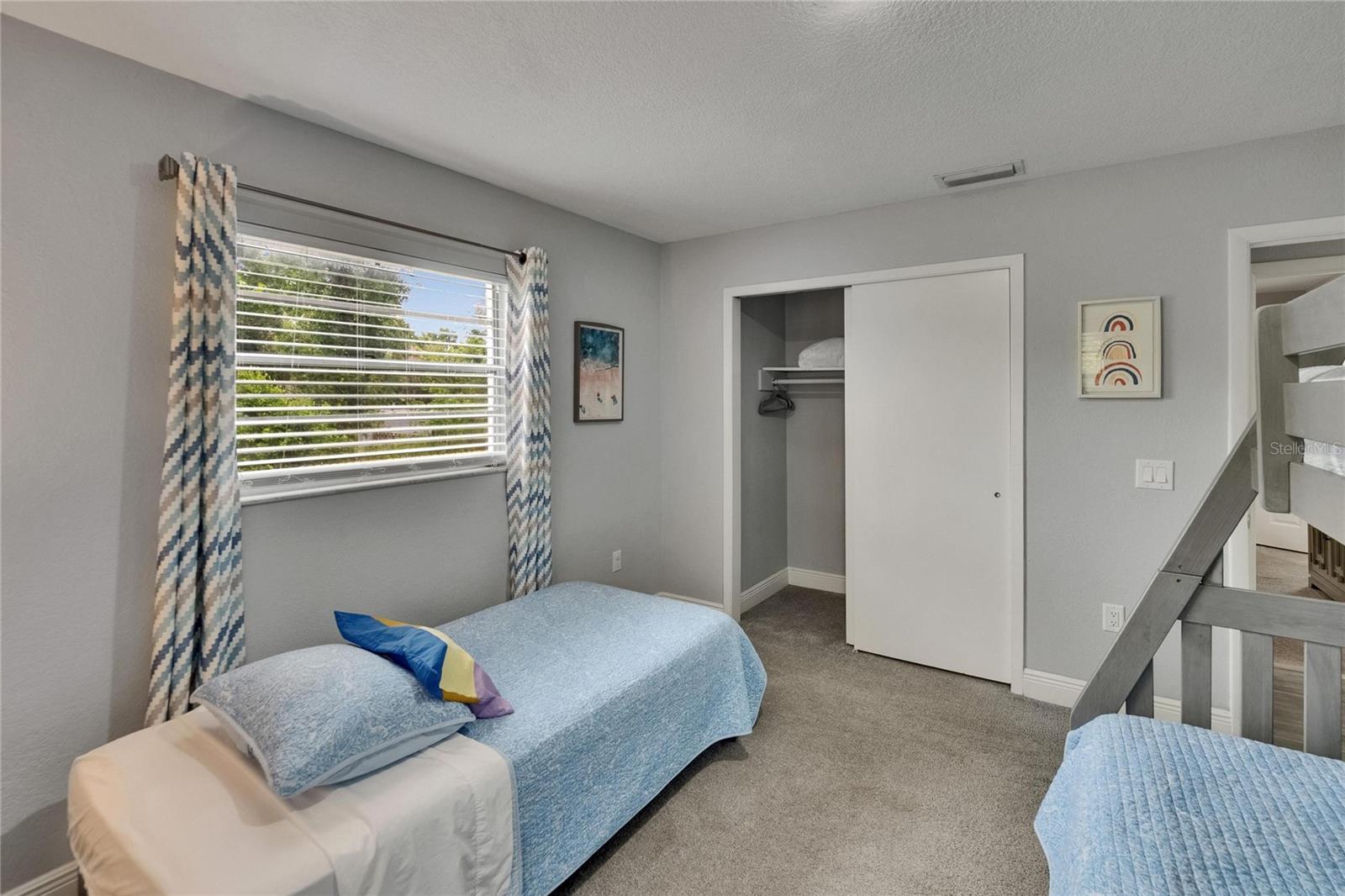 Image 30 of 48 For 8222 Valrie Lane