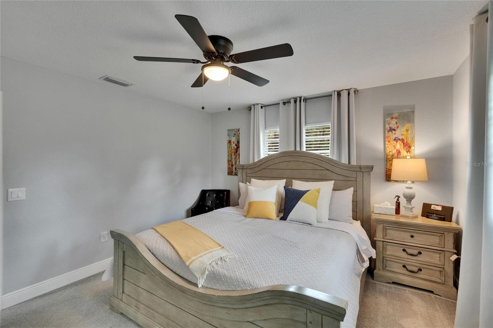 Image 33 of 48 For 8222 Valrie Lane