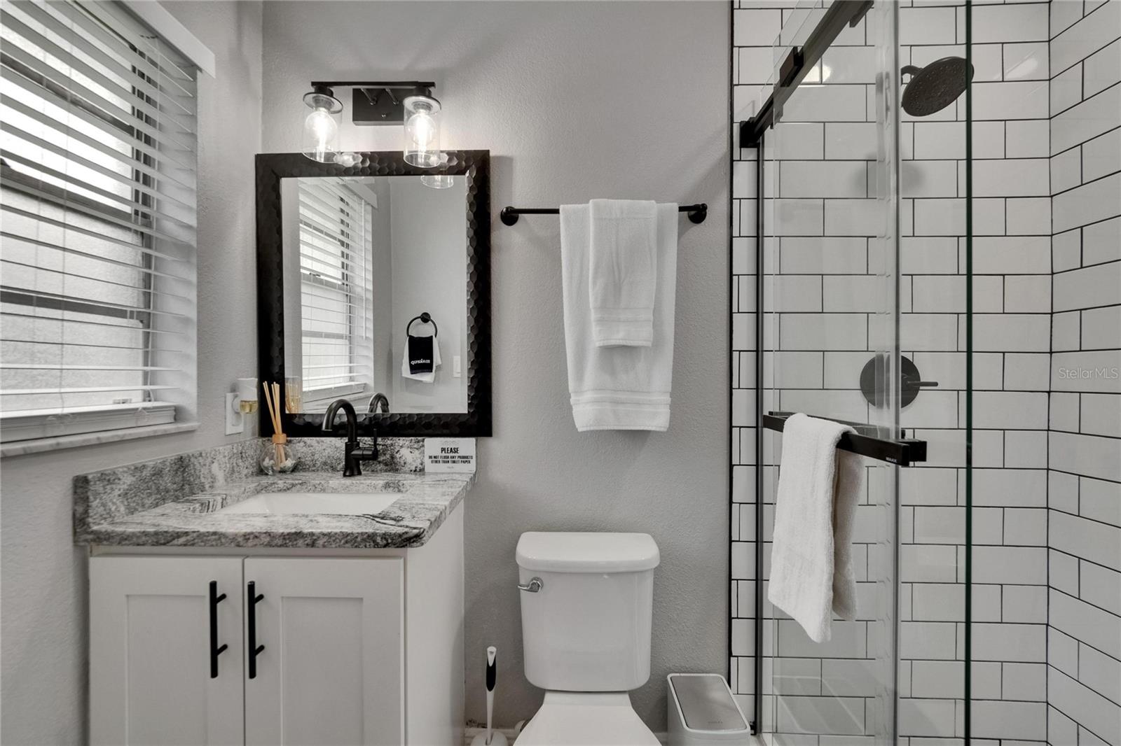 Image 36 of 48 For 8222 Valrie Lane