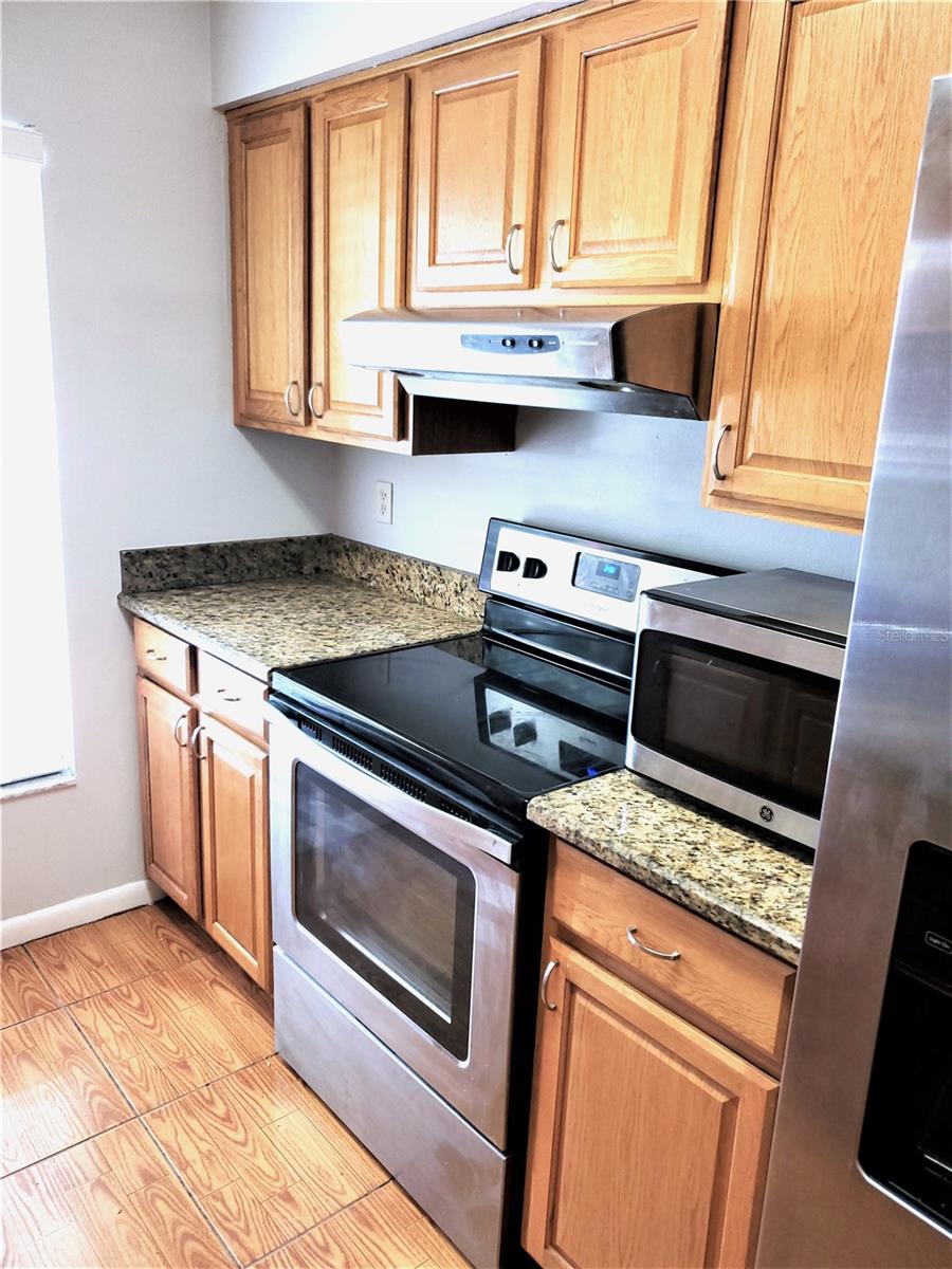 Image 3 of 17 For 3910 Highland Avenue