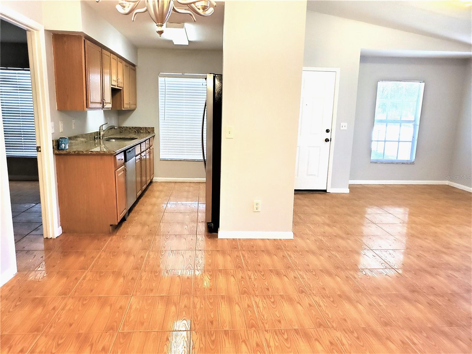 Image 7 of 17 For 3910 Highland Avenue