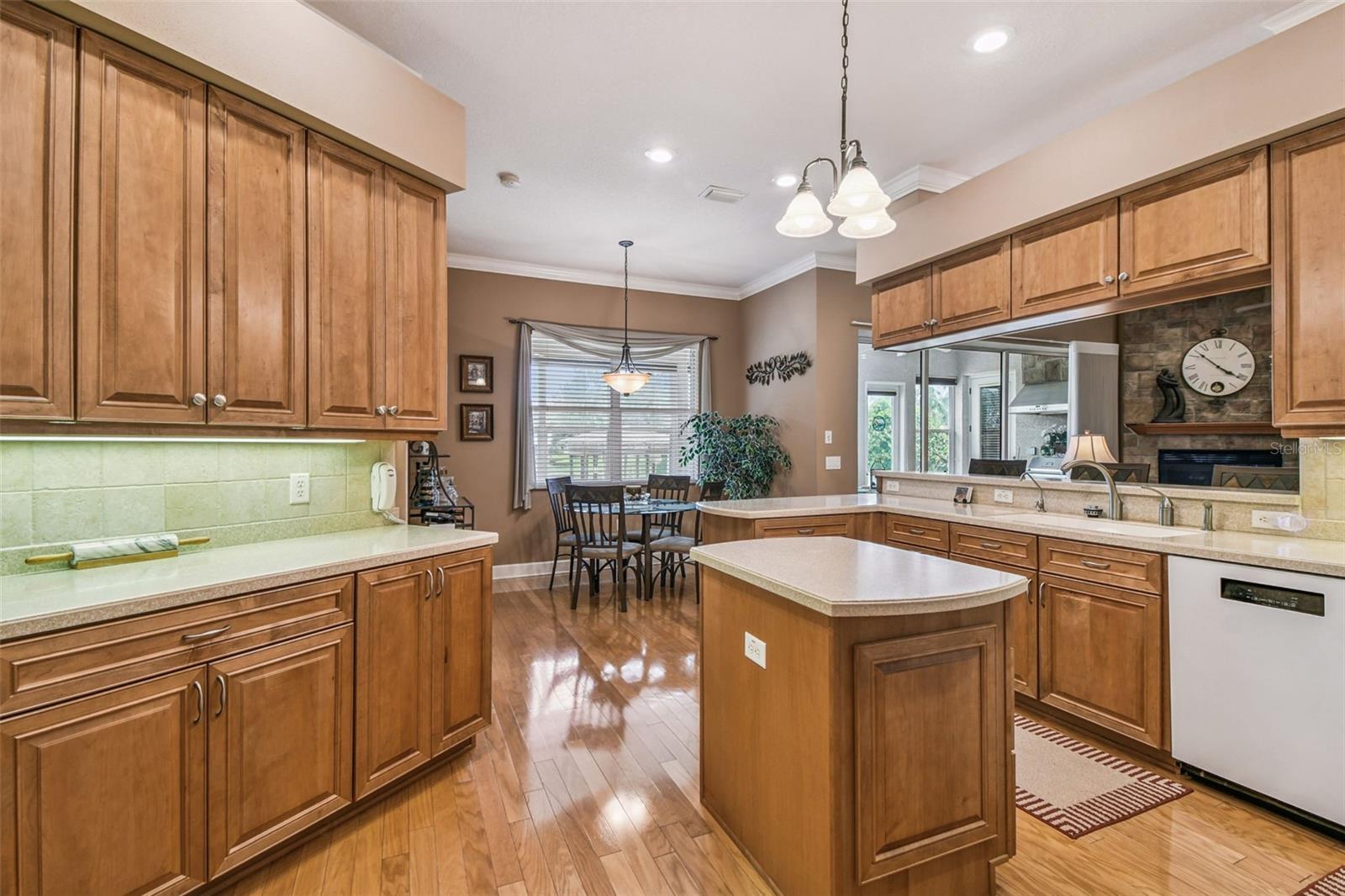 Image 22 of 91 For 21738 Ocean Pines Drive