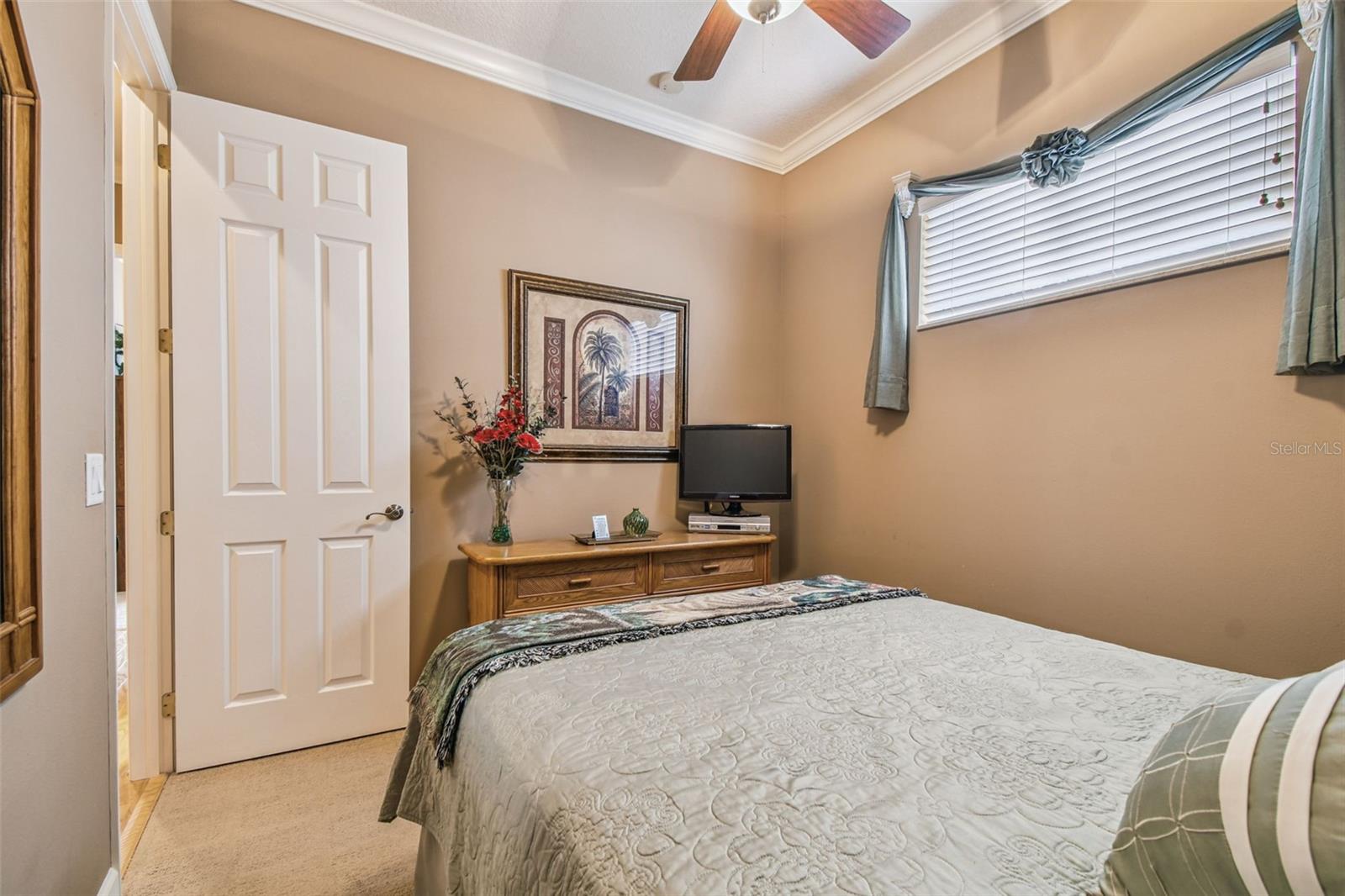 Image 39 of 91 For 21738 Ocean Pines Drive