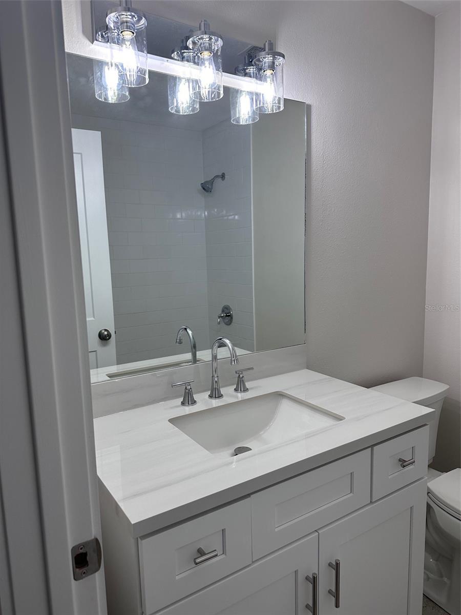 Image 16 of 20 For 608 Rosemarie Avenue