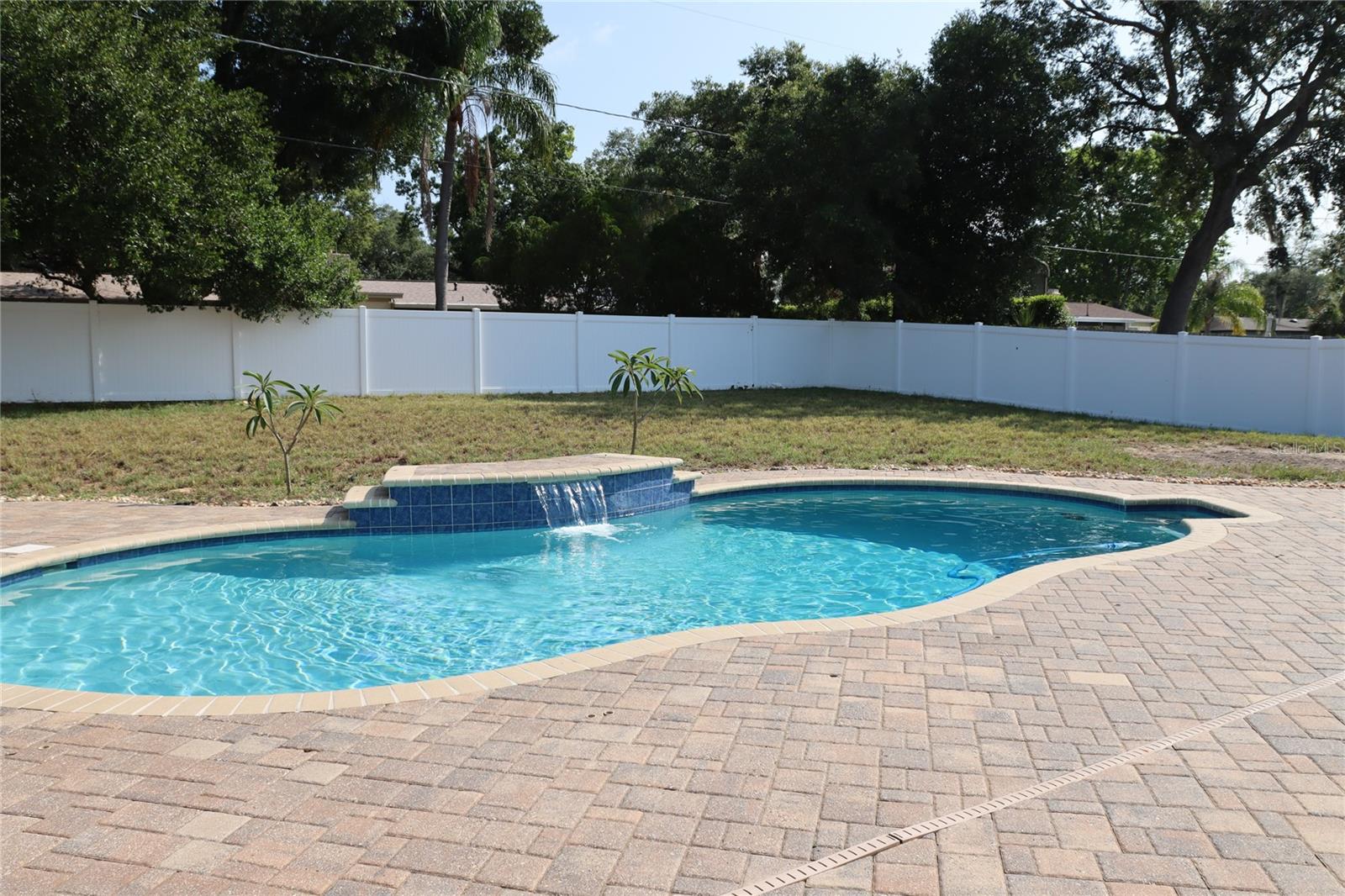Image 19 of 20 For 608 Rosemarie Avenue