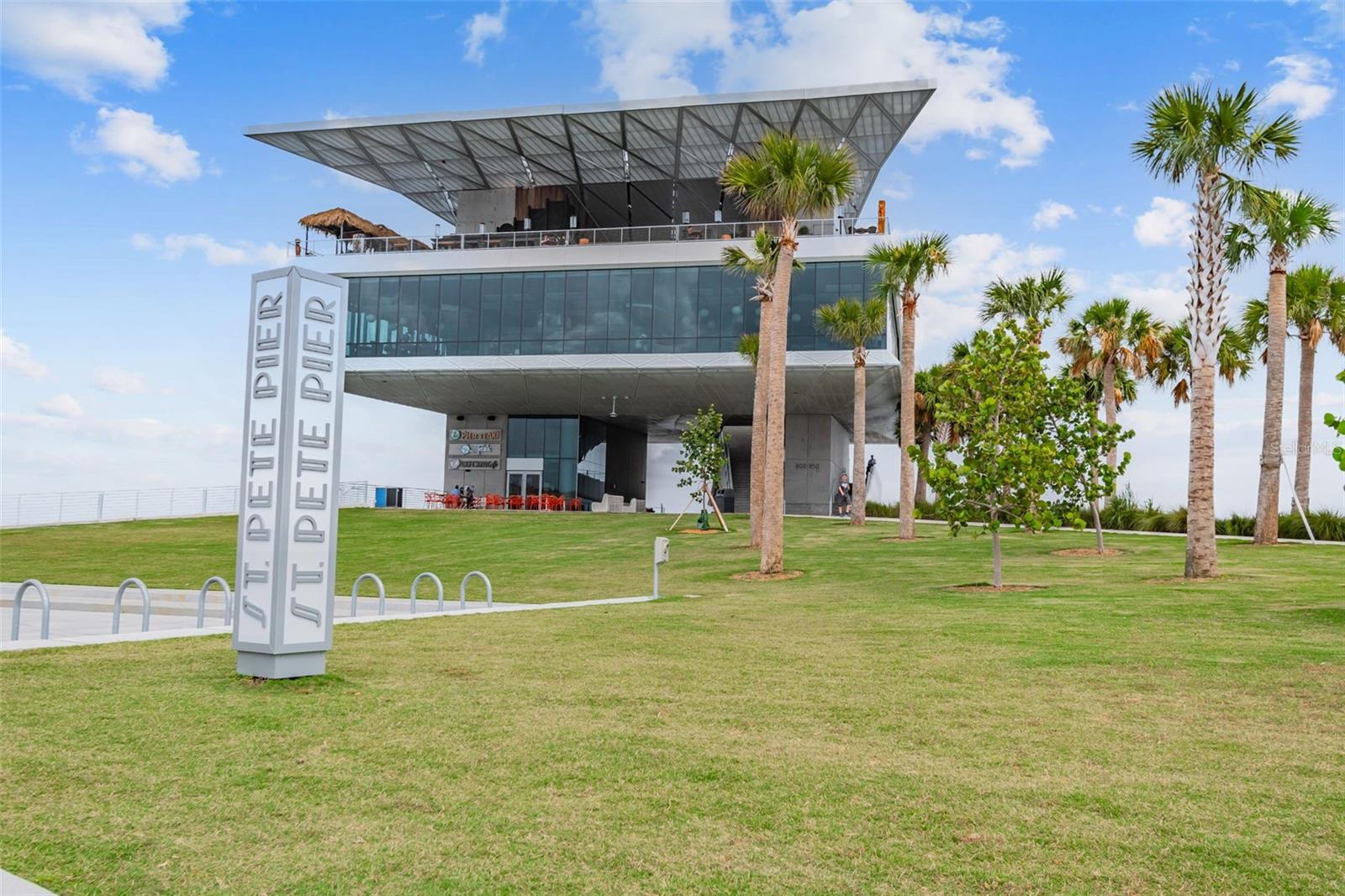 Image 45 of 75 For 255 Dolphin Point 505