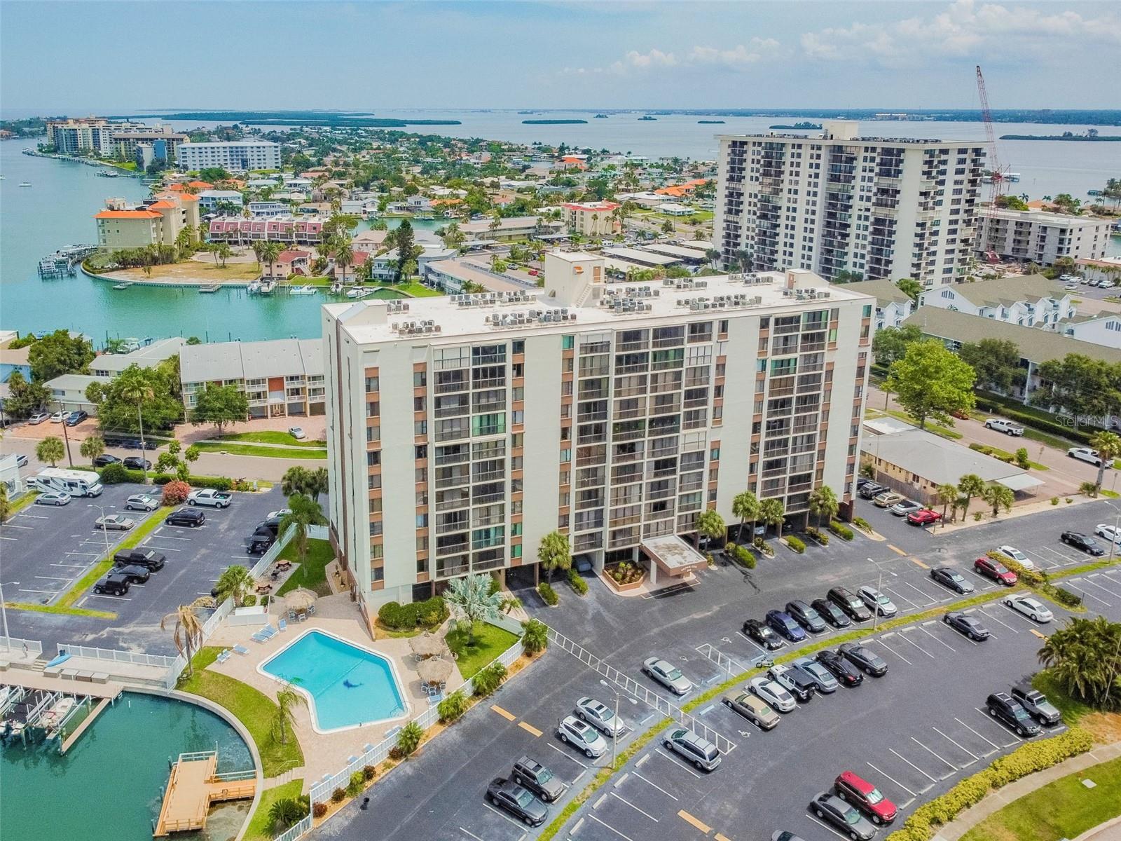 Image 72 of 75 For 255 Dolphin Point 505