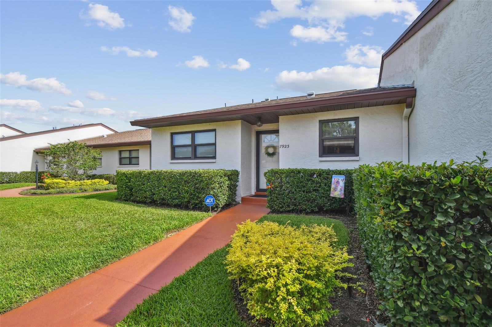 Image 2 of 80 For 7923 Radcliffe Circle