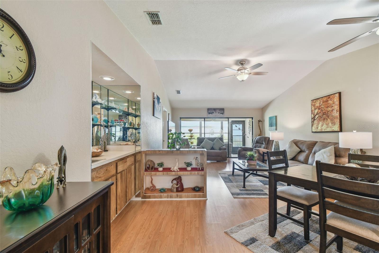 Image 7 of 80 For 7923 Radcliffe Circle