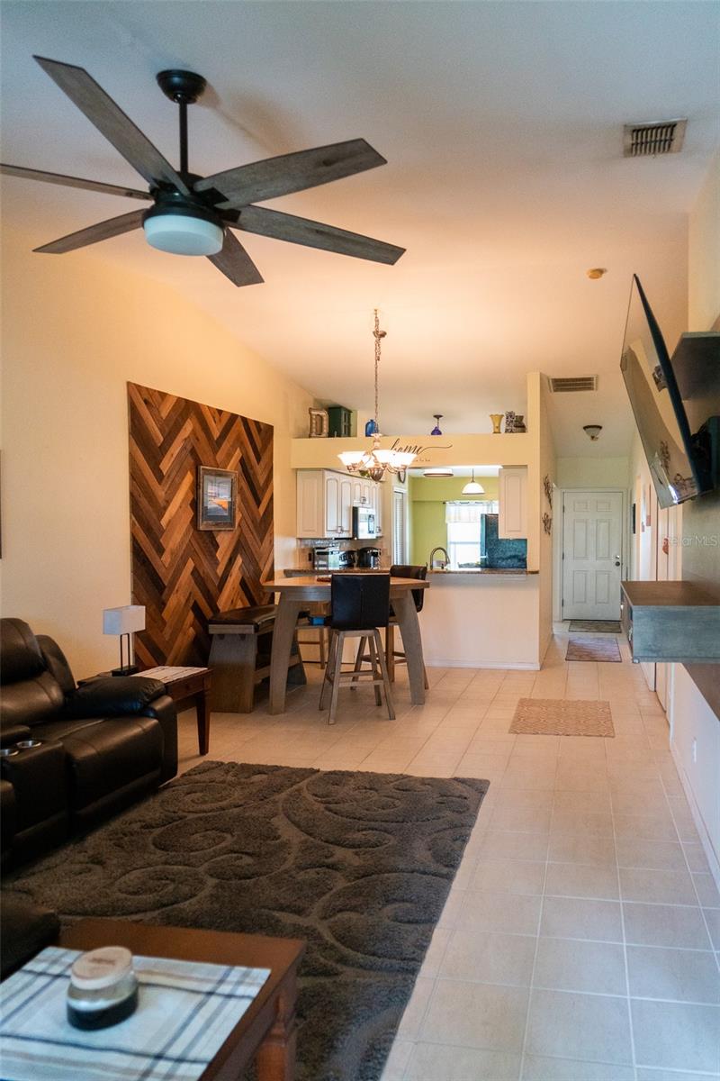 Image 7 of 29 For 10188 Regent Circle 2802