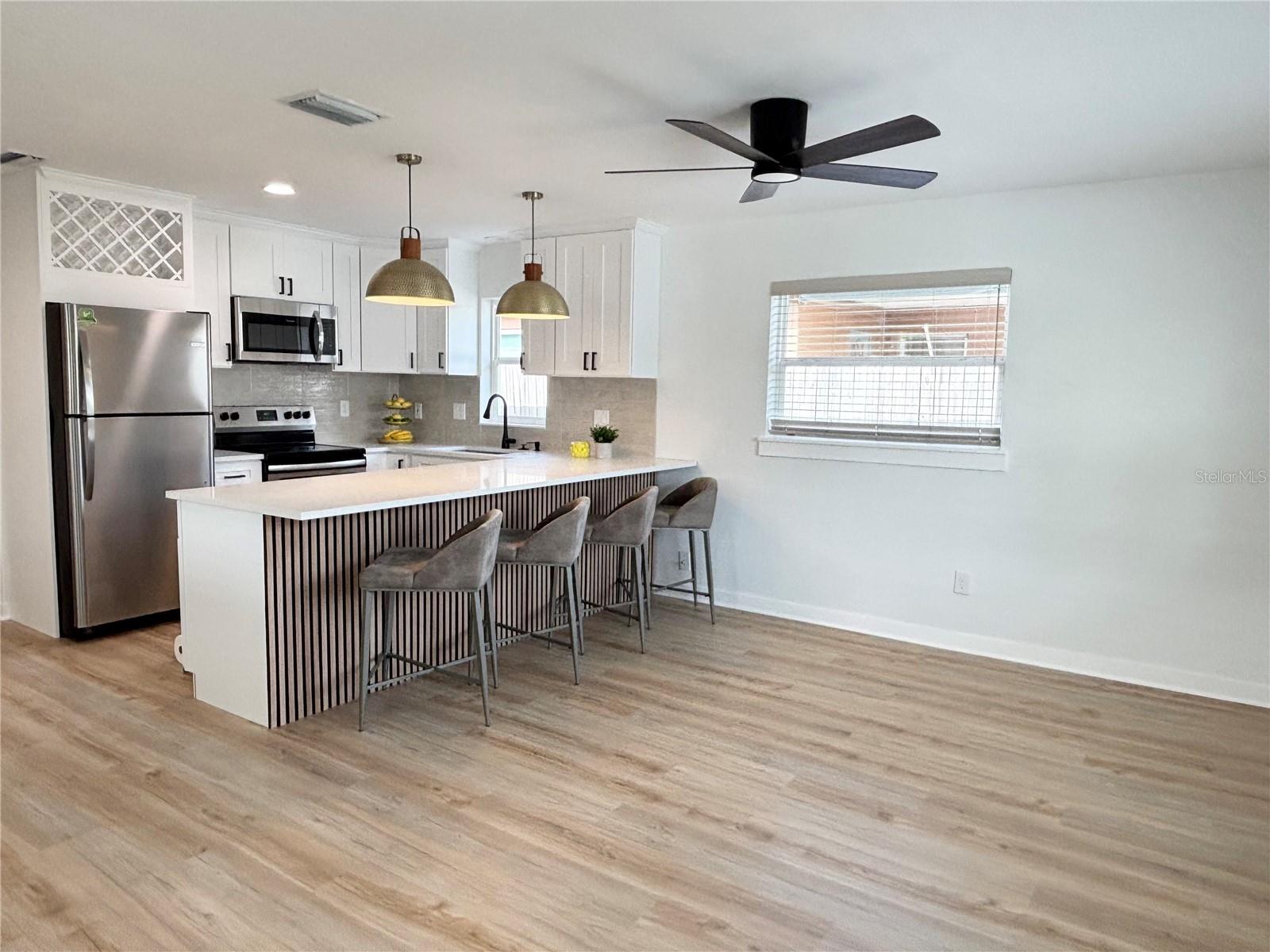 Image 10 of 24 For 5151 7th Avenue N