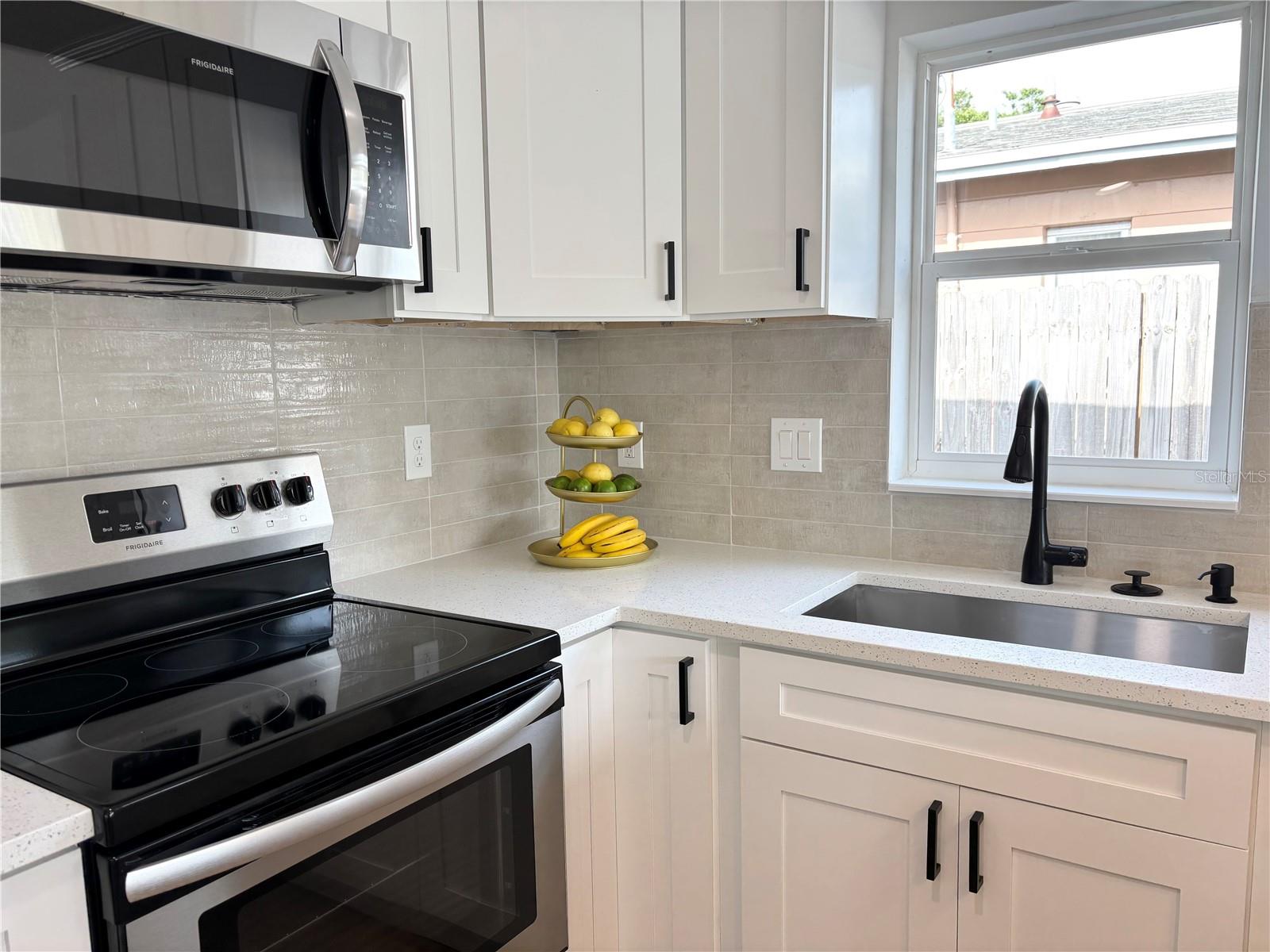 Image 8 of 24 For 5151 7th Avenue N