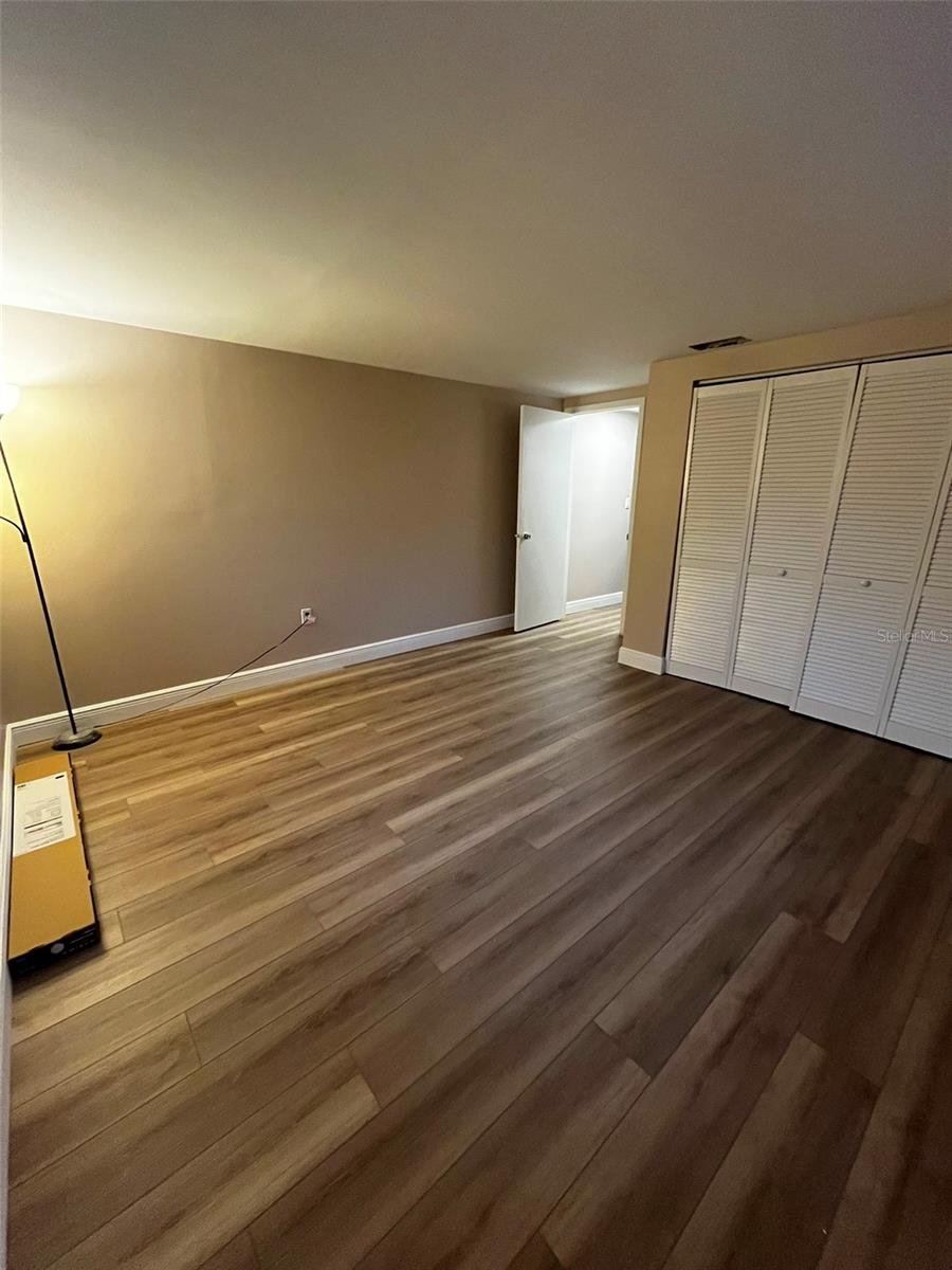 Image 11 of 37 For 3229 12th Street N