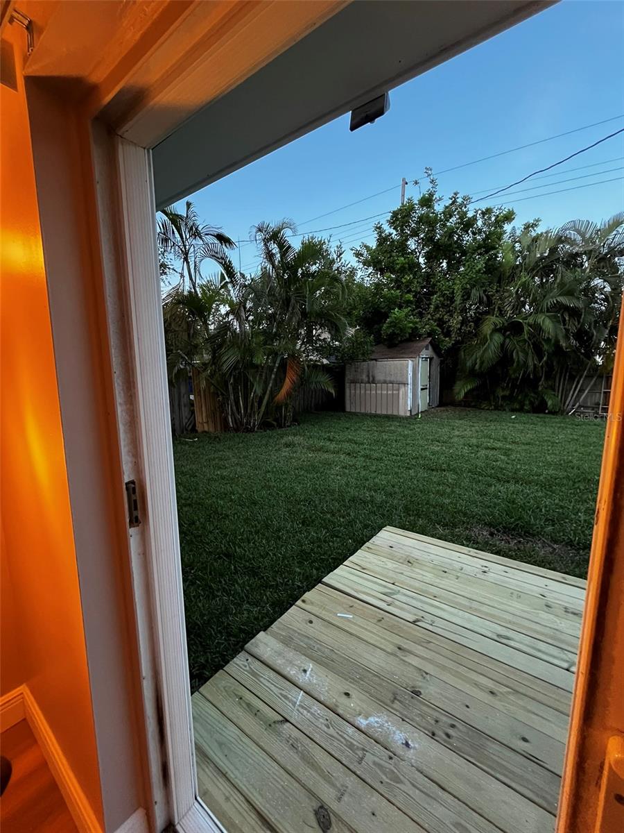Image 19 of 37 For 3229 12th Street N