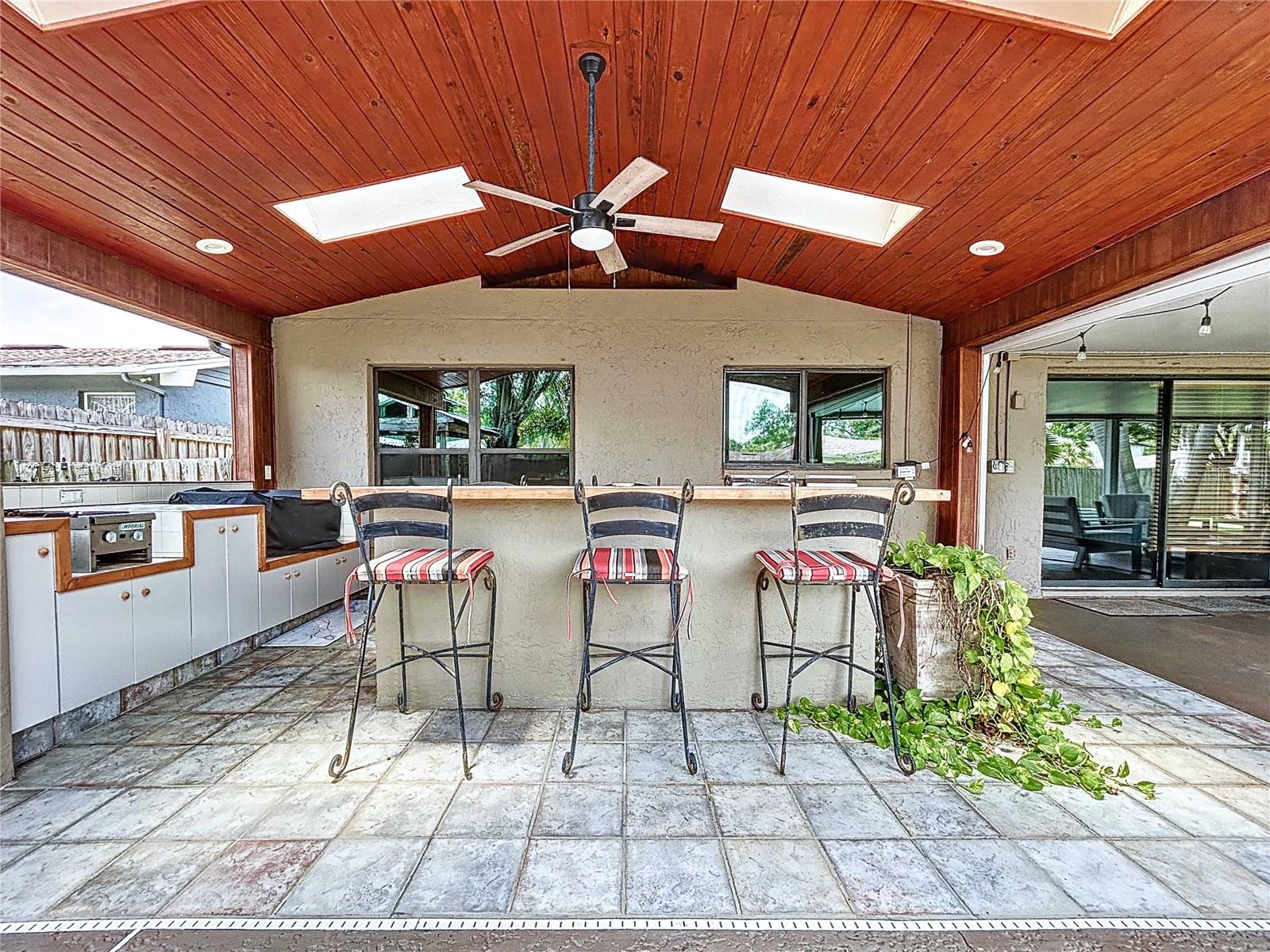 Image 15 of 68 For 11525 Country Oaks Drive