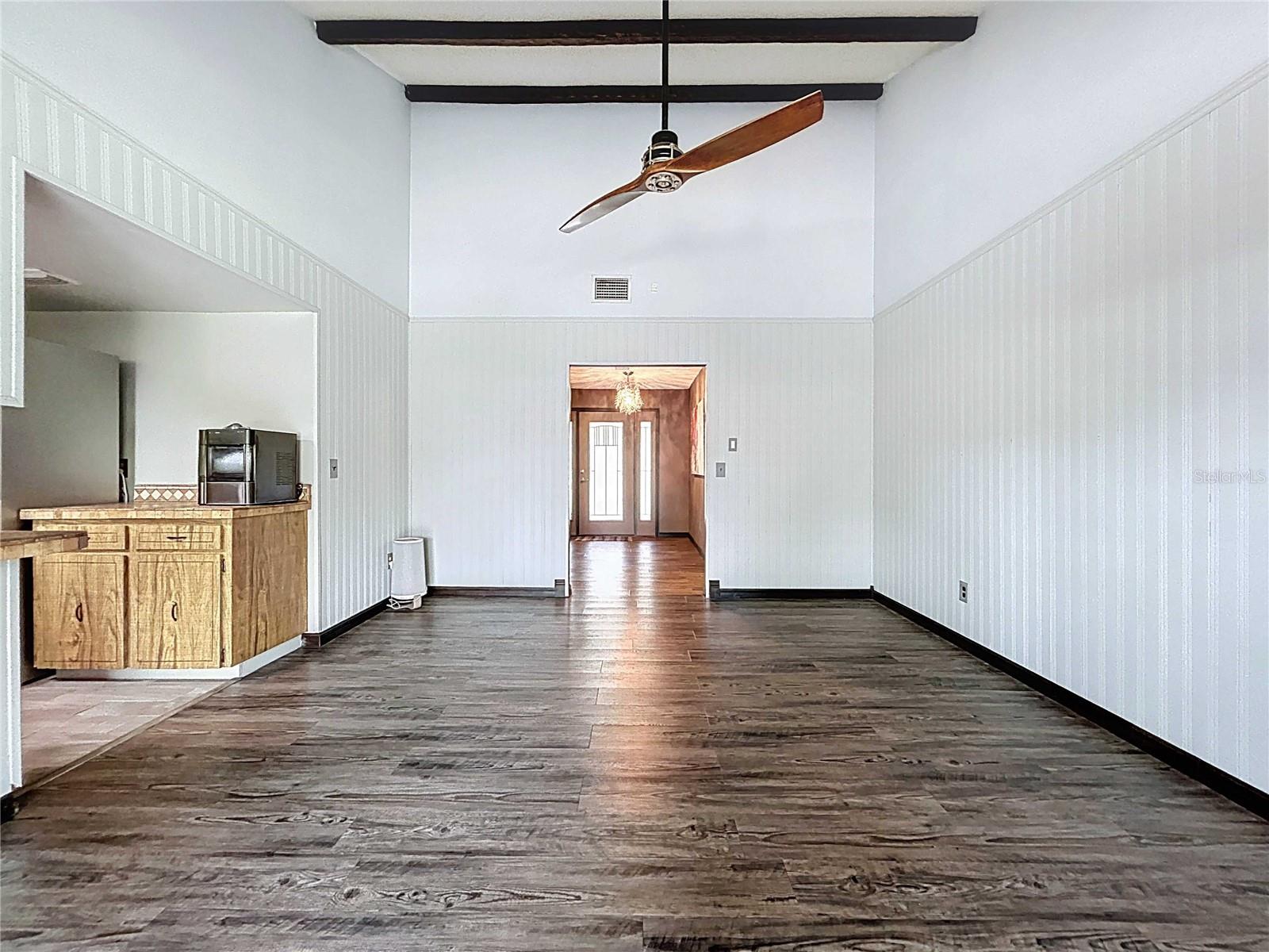 Image 25 of 68 For 11525 Country Oaks Drive